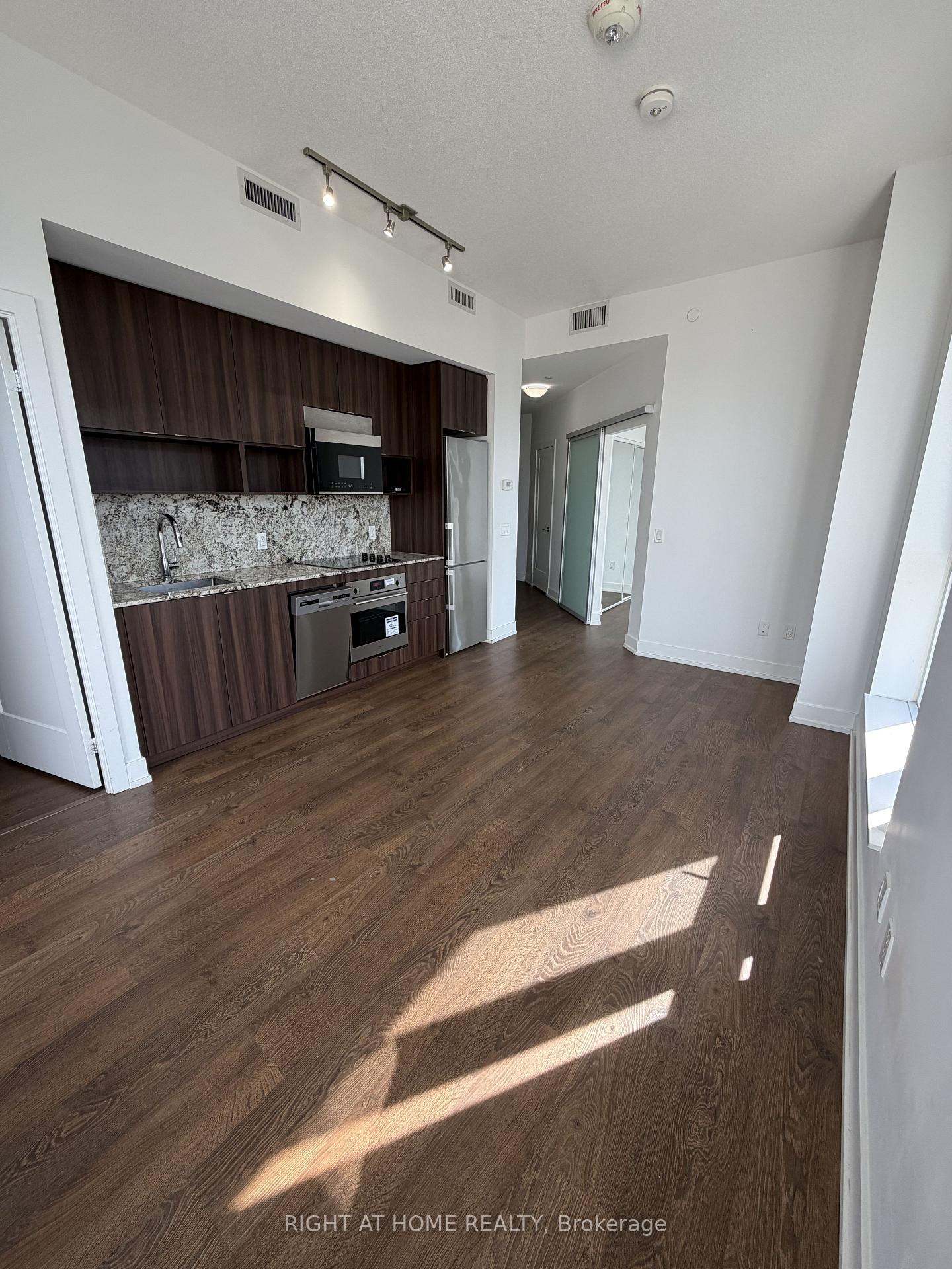 Photo 8 of Unit 2916, 9 Mabelle Avenue, Etobicoke, Islington-City Centre West — HOMEH