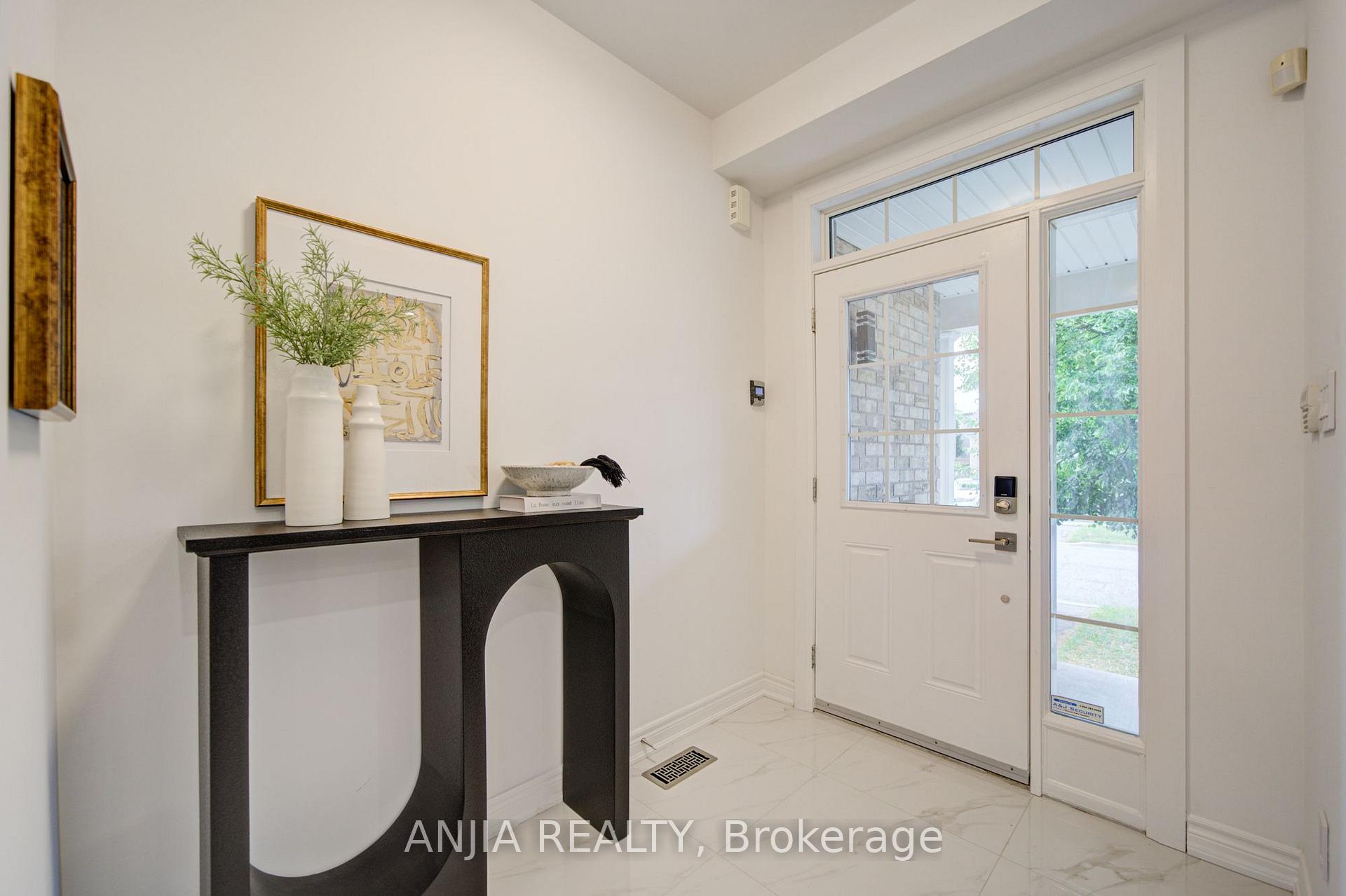 Photo 3 of 9 Mimosa Street, Markham, Wismer — HOMEH
