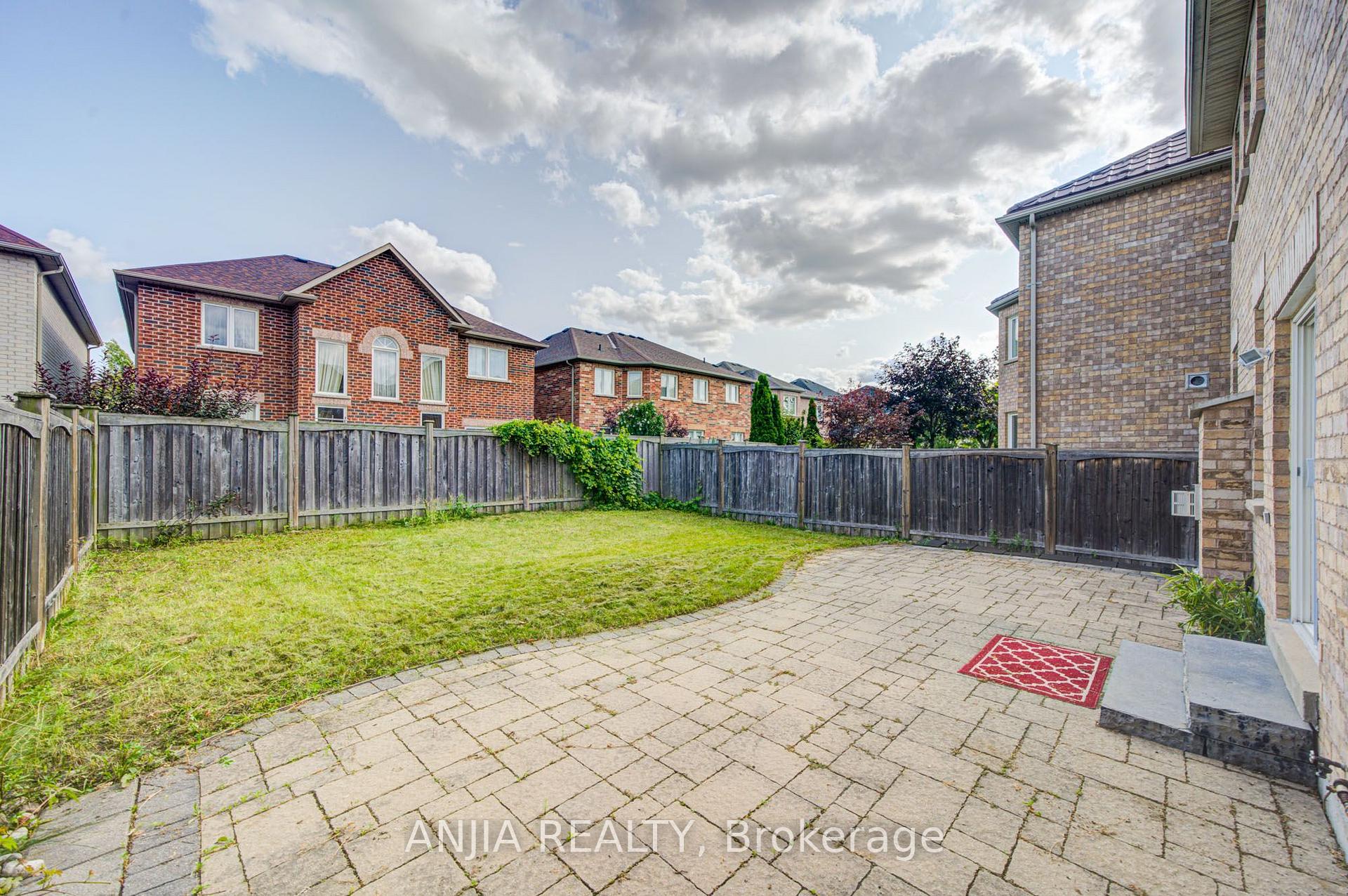 Photo 34 of 9 Mimosa Street, Markham, Wismer — HOMEH