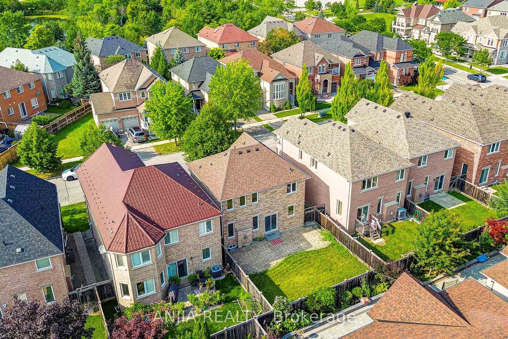 Photo 35 of 9 Mimosa Street, Markham, Wismer — HOMEH
