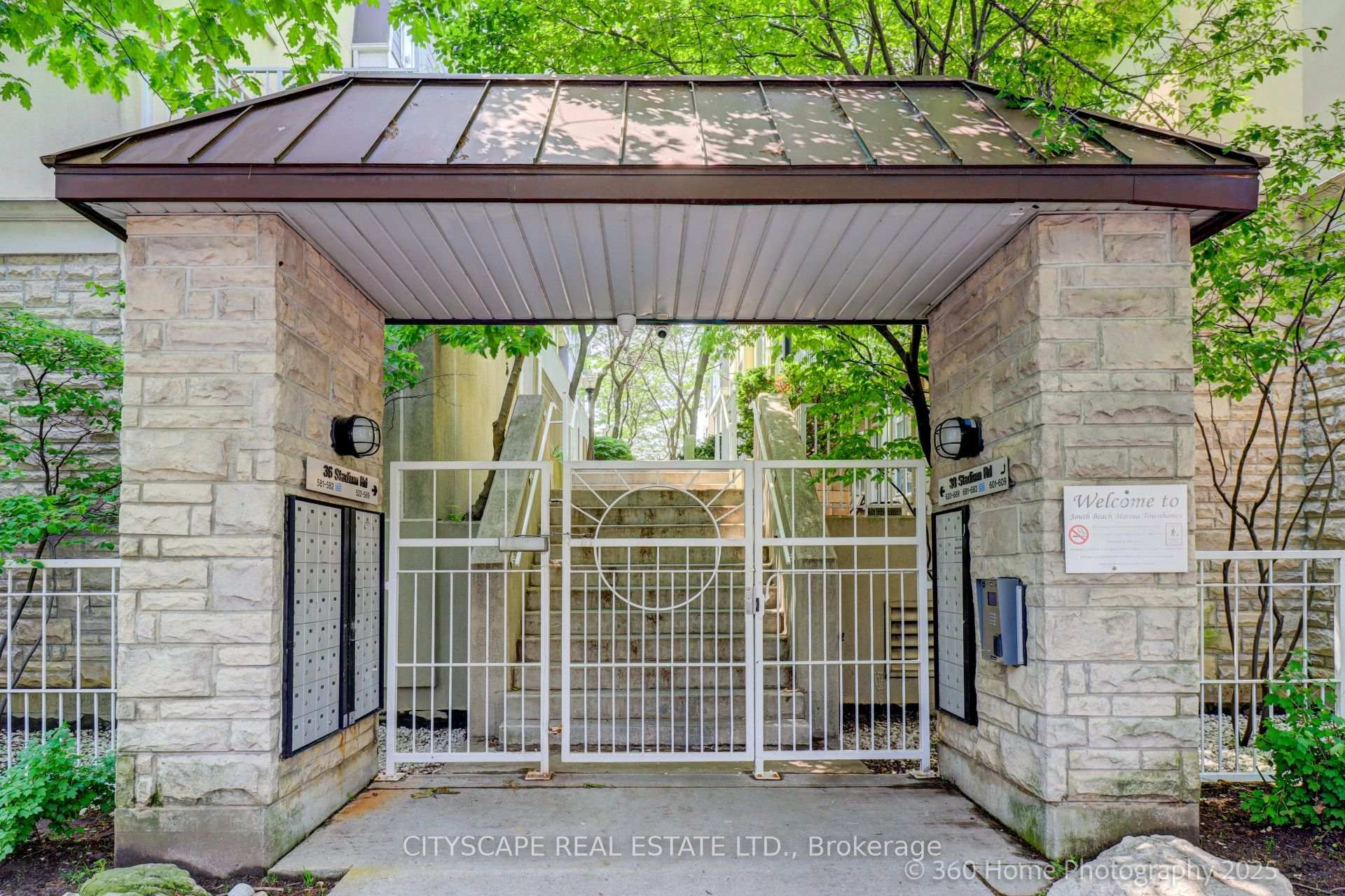 Photo 3 of Unit 559, 36 Stadium Road, Toronto, Waterfront Communities — HOMEH