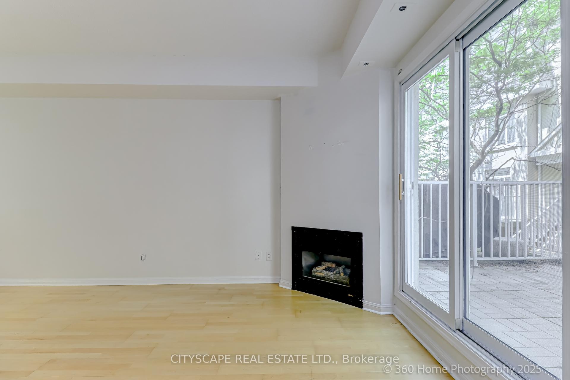 Photo 6 of Unit 559, 36 Stadium Road, Toronto, Waterfront Communities — HOMEH
