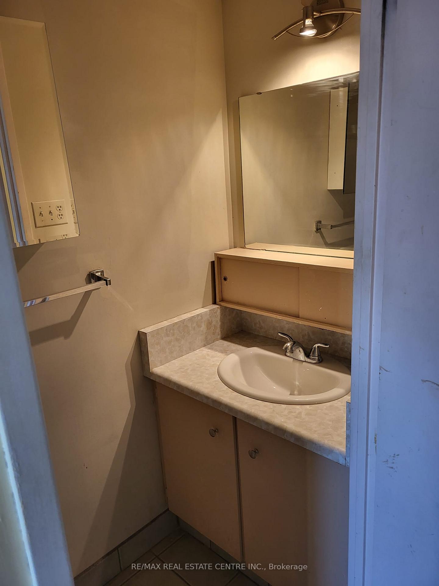 Photo 23 of Unit 1202, 17 Knightsbridge Road, Brampton, Queen Street Corridor — HOMEH