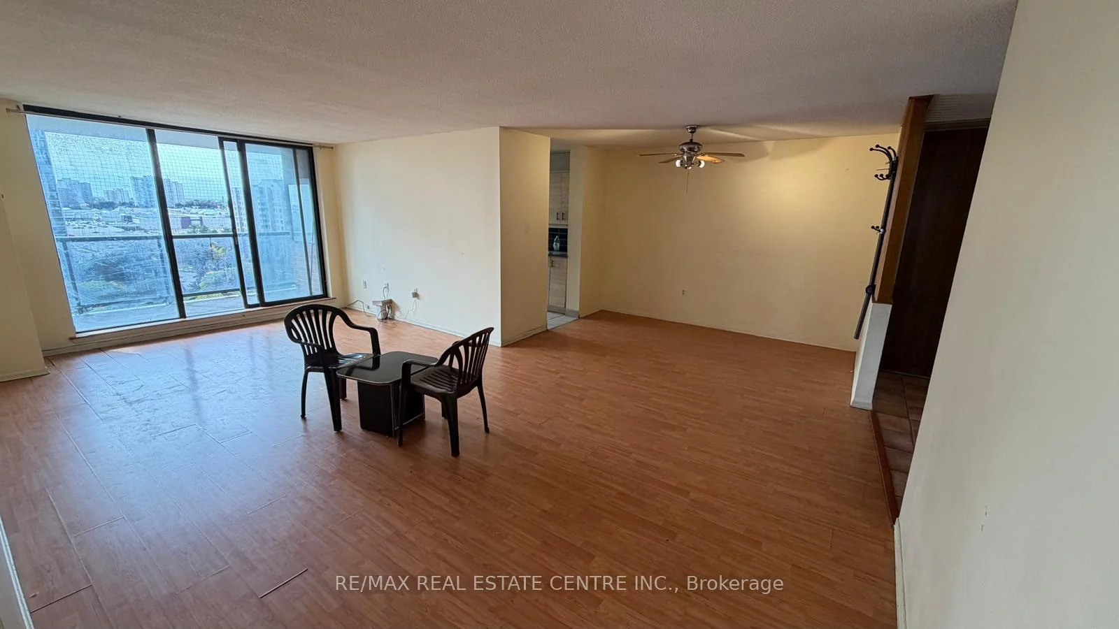 Photo 6 of Unit 1202, 17 Knightsbridge Road, Brampton, Queen Street Corridor — HOMEH