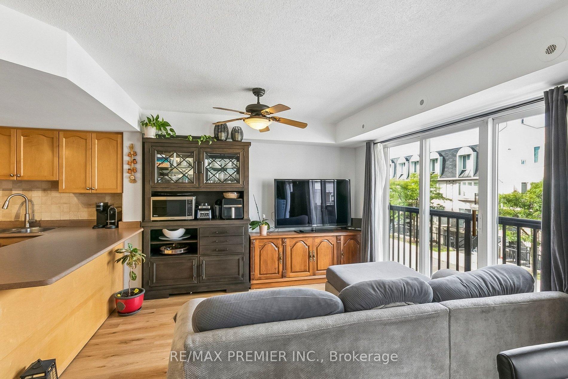 Photo 8 of Unit 2152, 105 George Appleton Way, North York, Downsview-Roding-CFB — HOMEH