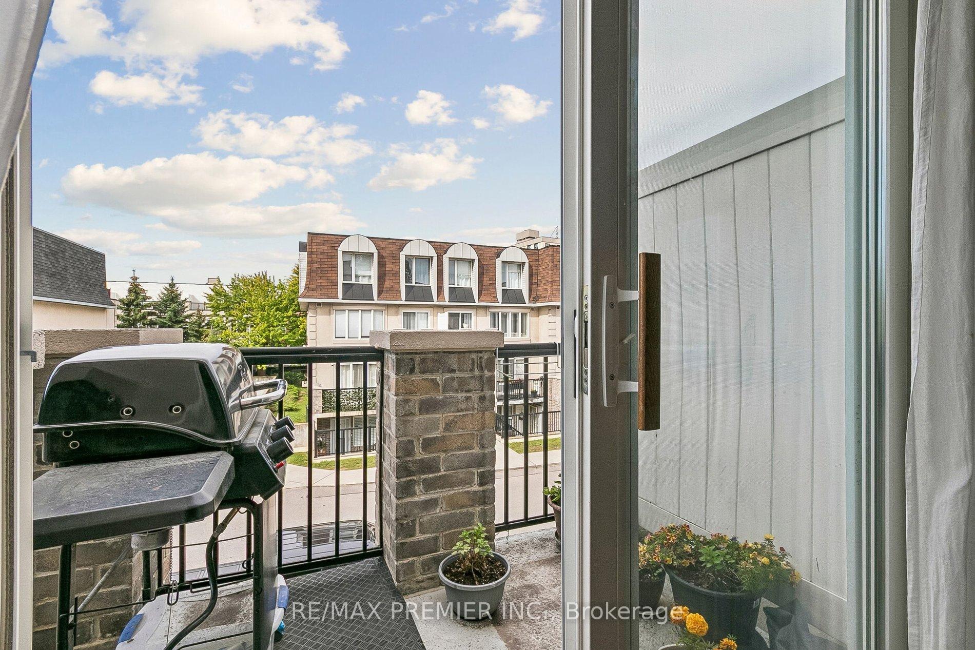 Photo 17 of Unit 2152, 105 George Appleton Way, North York, Downsview-Roding-CFB — HOMEH