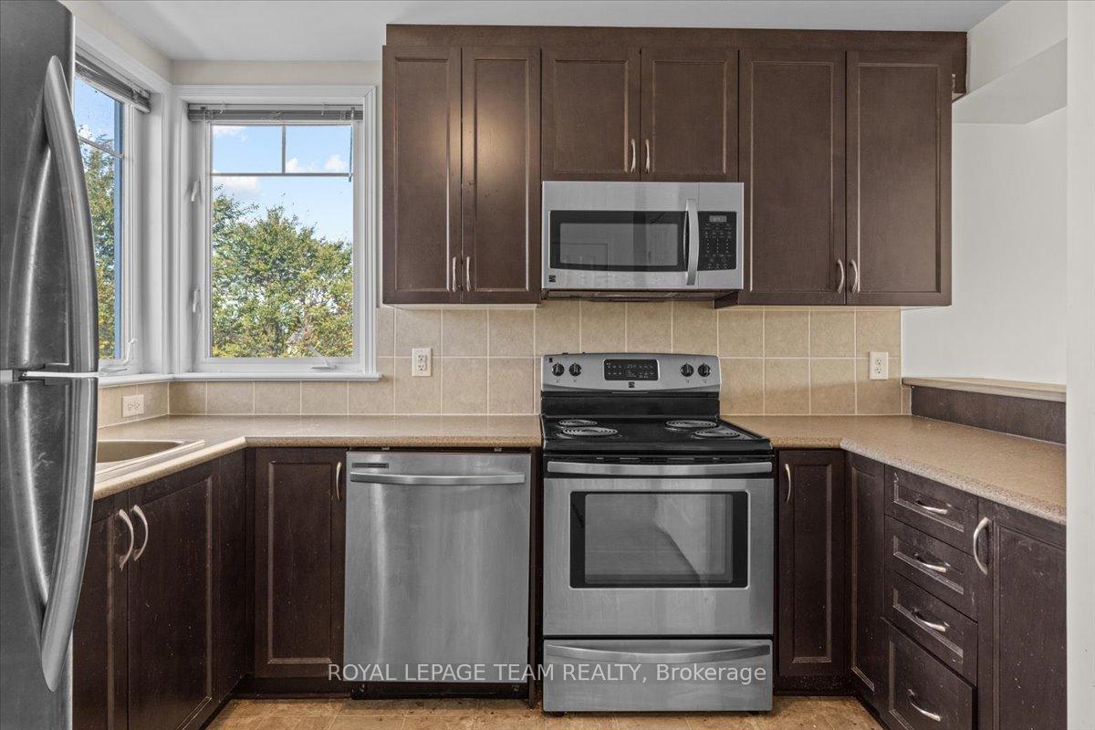 Photo 14 of 282 Espin Heights, Ottawa, Barrhaven - Stonebridge — HOMEH