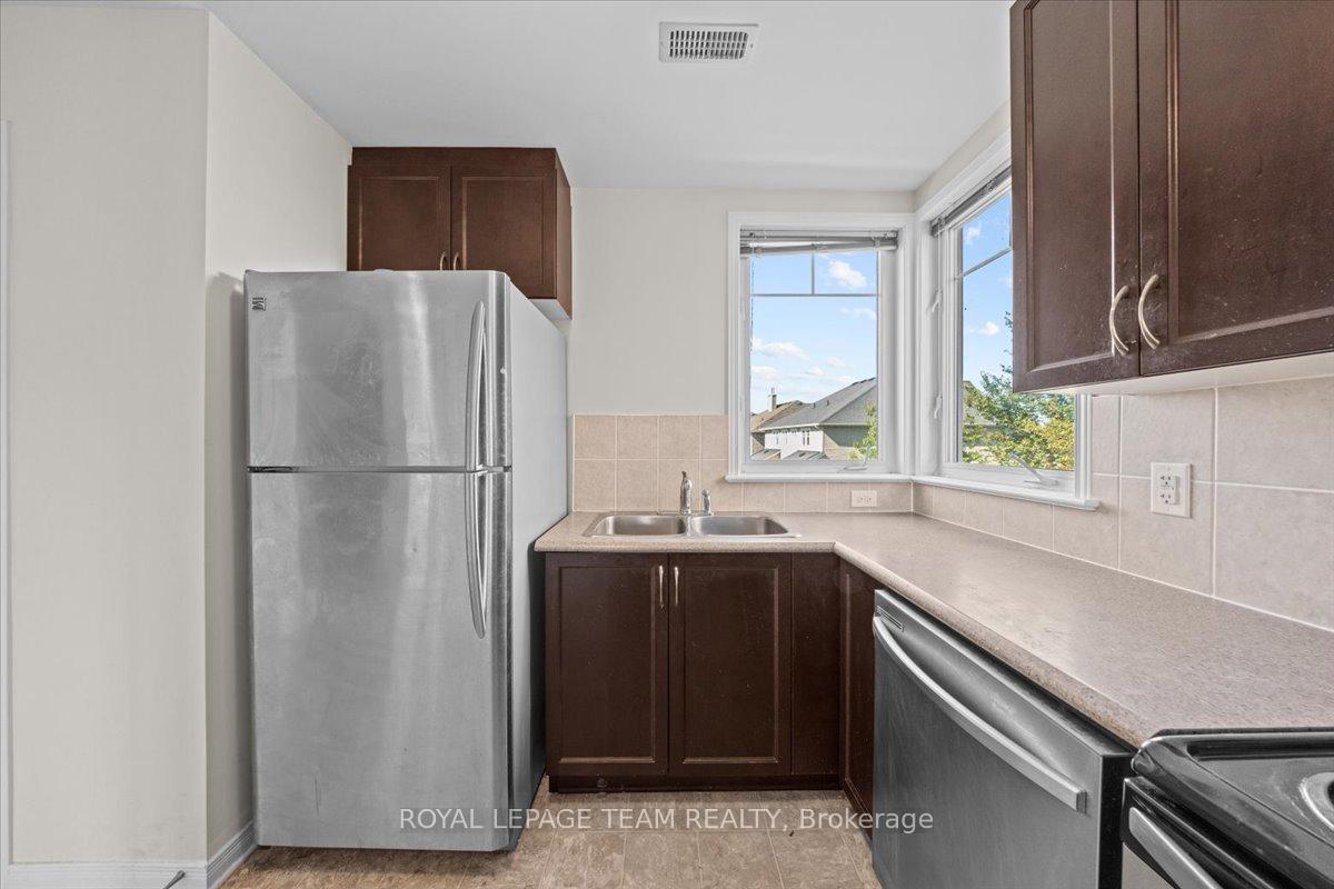 Photo 16 of 282 Espin Heights, Ottawa, Barrhaven - Stonebridge — HOMEH