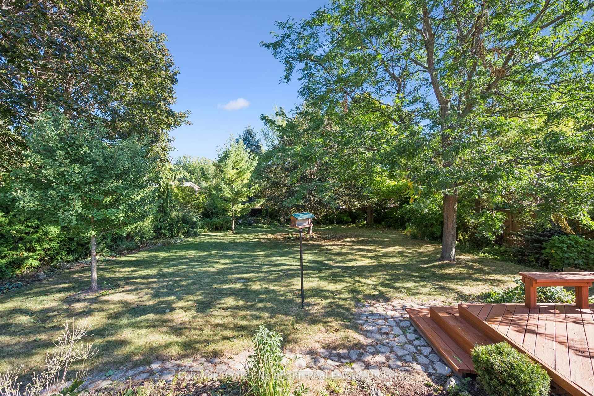 Photo 26 of 120 Landrex Boulevard, Guelph/Eramosa, Rockwood — HOMEH