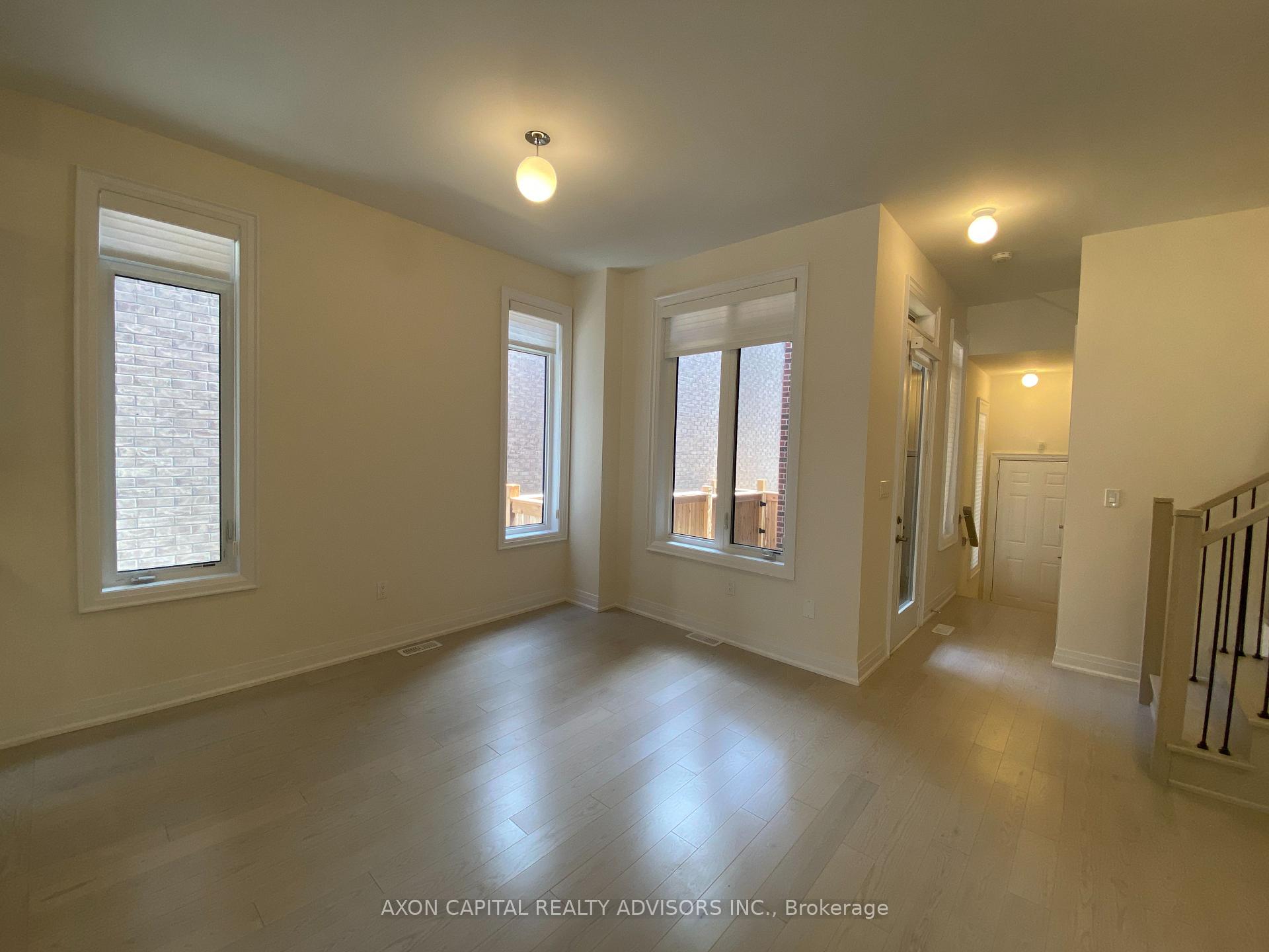 Photo 5 of 39 Mindanao Avenue, Markham, Victoria Manor-Jennings Gate — HOMEH