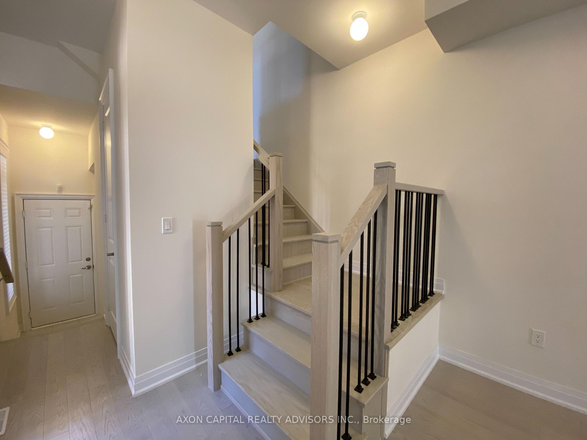 Photo 6 of 39 Mindanao Avenue, Markham, Victoria Manor-Jennings Gate — HOMEH