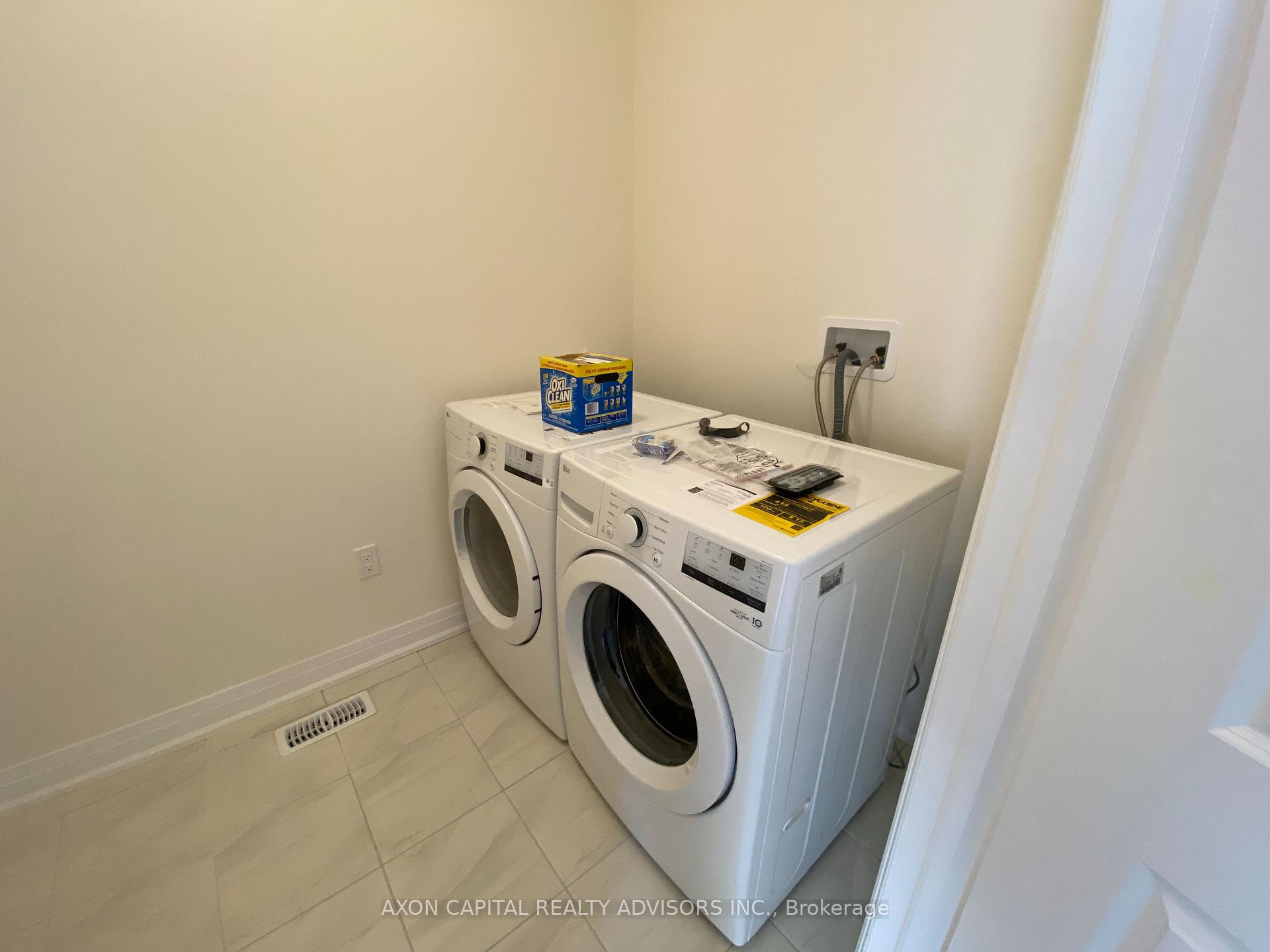 Photo 20 of 39 Mindanao Avenue, Markham, Victoria Manor-Jennings Gate — HOMEH