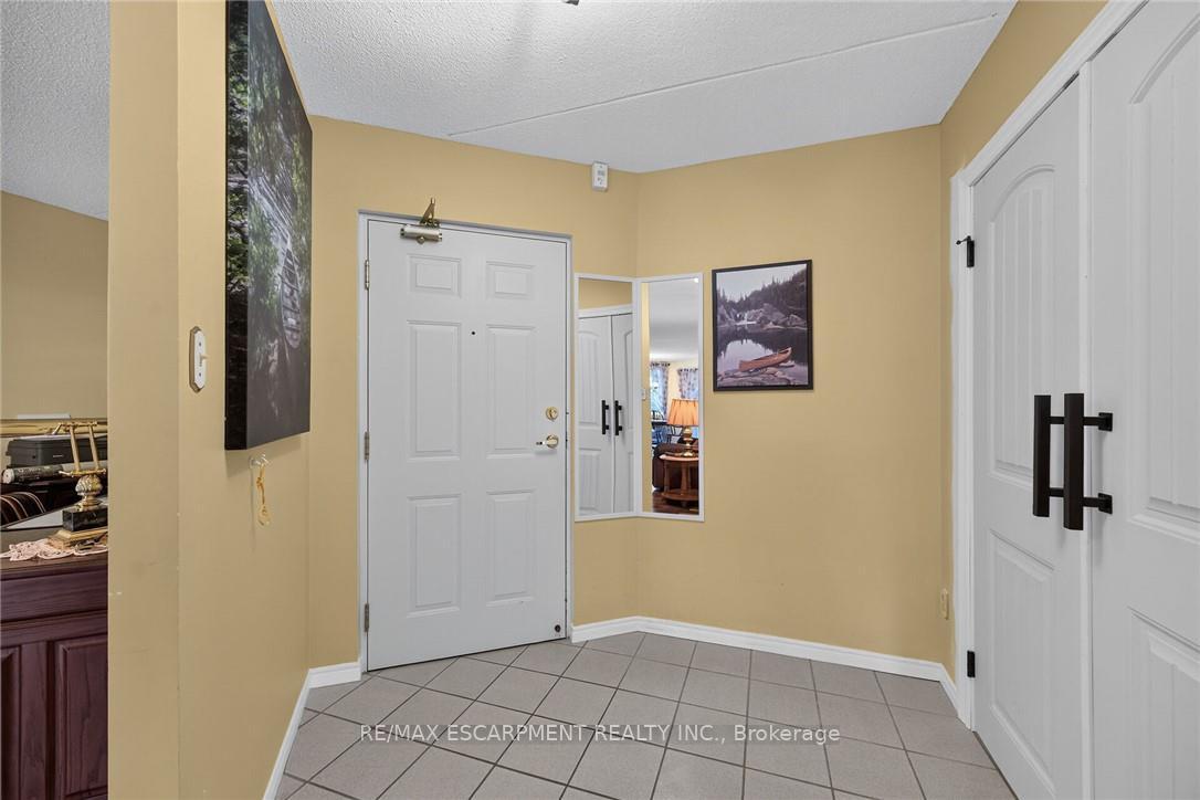 Photo 9 of Unit 202, 5 Mill Pond Court, Norfolk, Simcoe — HOMEH