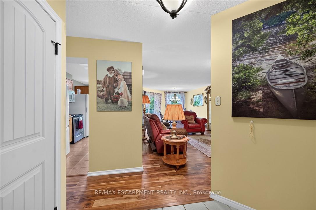 Photo 10 of Unit 202, 5 Mill Pond Court, Norfolk, Simcoe — HOMEH
