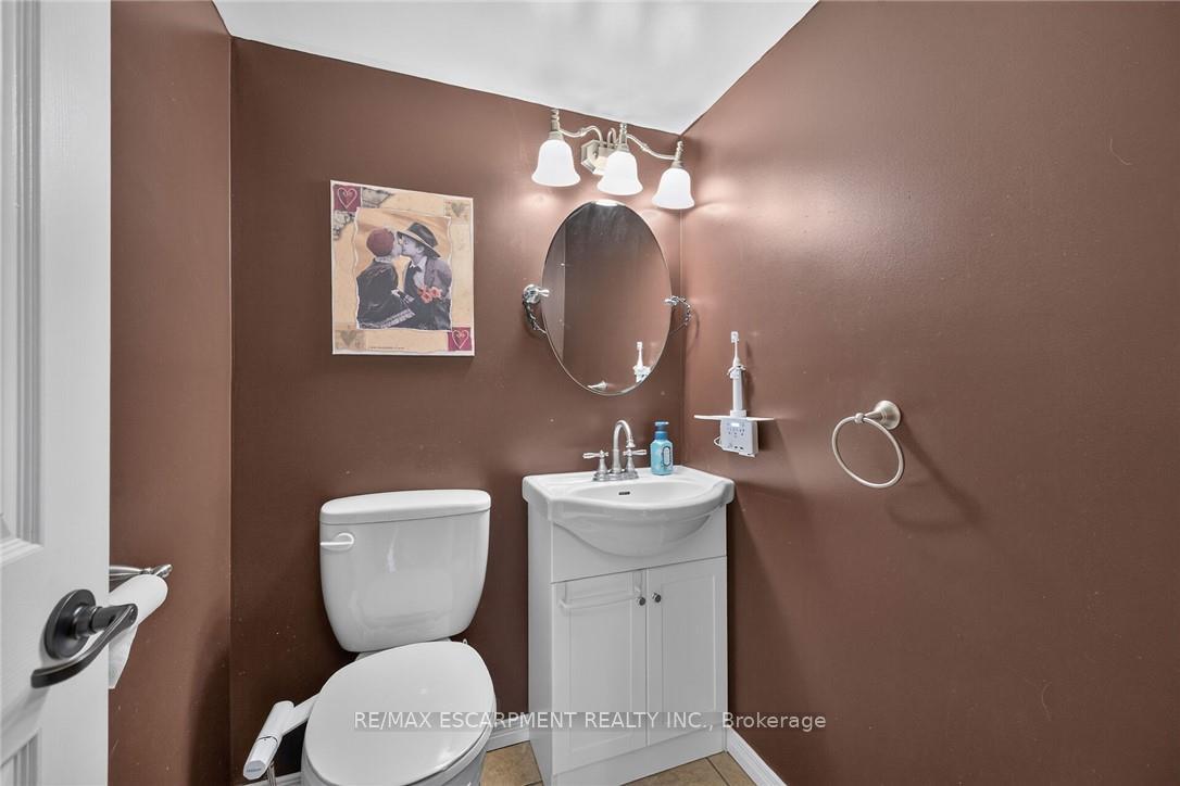 Photo 28 of Unit 202, 5 Mill Pond Court, Norfolk, Simcoe — HOMEH