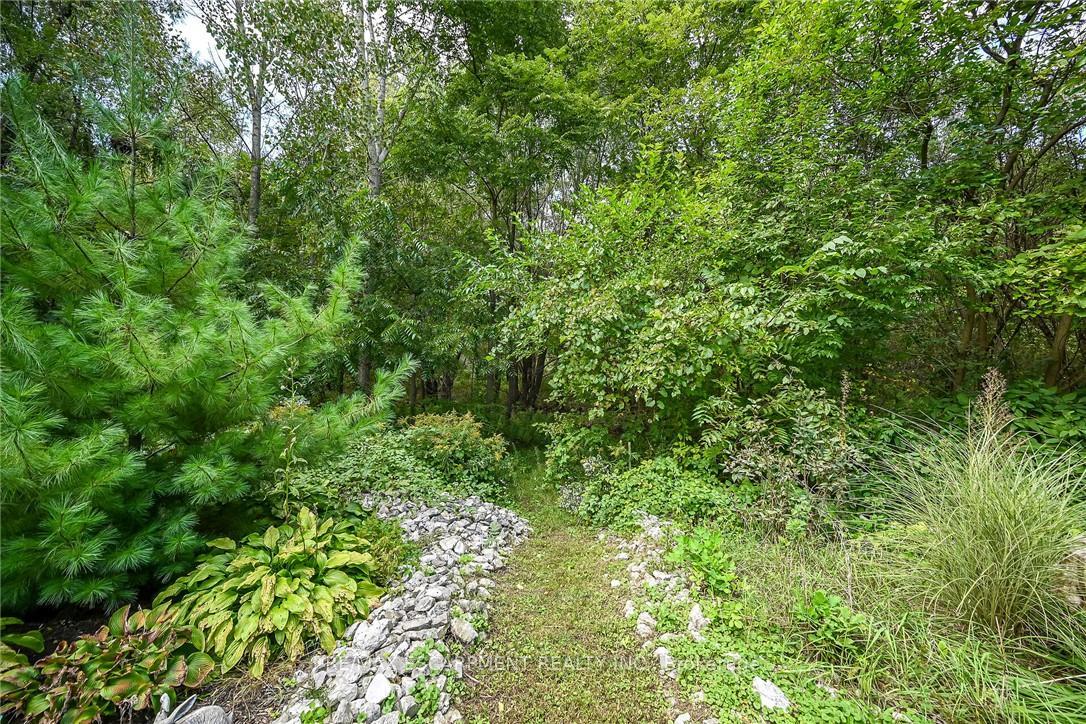 Photo 42 of Unit 202, 5 Mill Pond Court, Norfolk, Simcoe — HOMEH