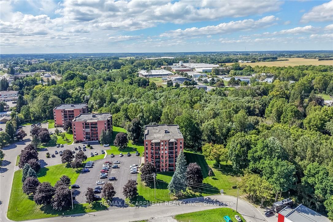 Photo 48 of Unit 202, 5 Mill Pond Court, Norfolk, Simcoe — HOMEH