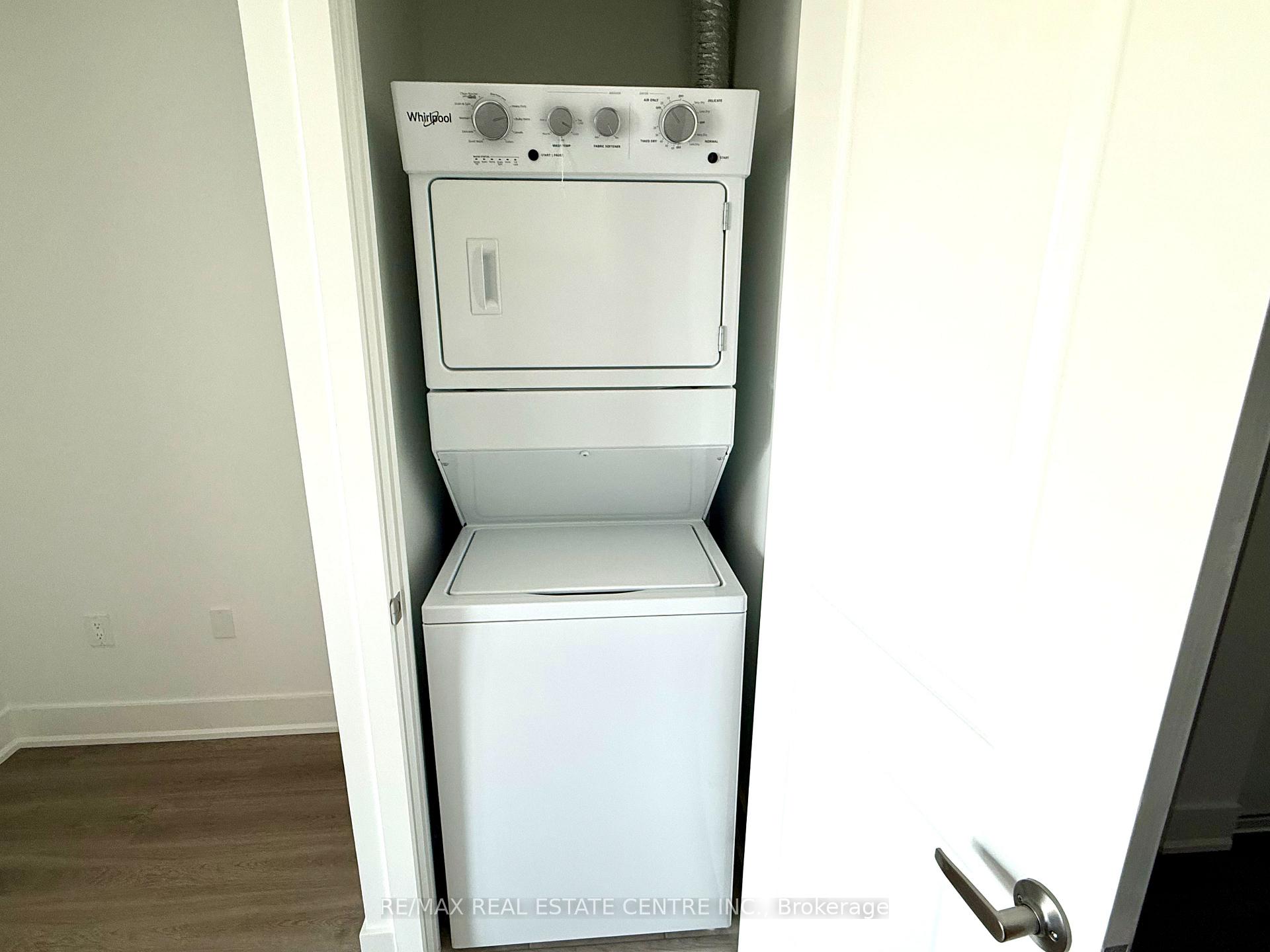 Photo 10 of Unit 224, 575 Conklin Road, Brantford, Henderson-Sky Acres — HOMEH
