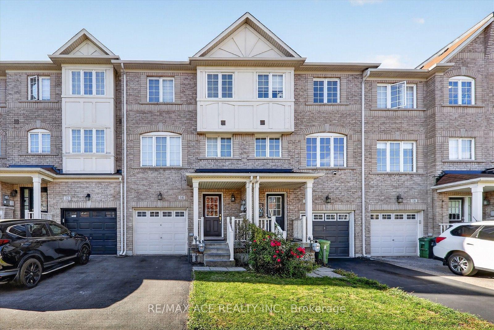 Photo 1 of 14 Pilkington Crescent, Whitby, Pringle Creek — HOMEH