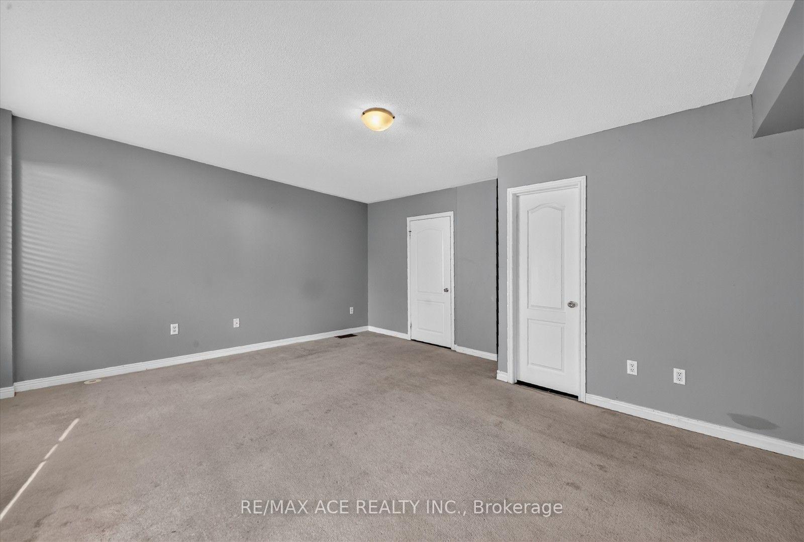 Photo 9 of 14 Pilkington Crescent, Whitby, Pringle Creek — HOMEH