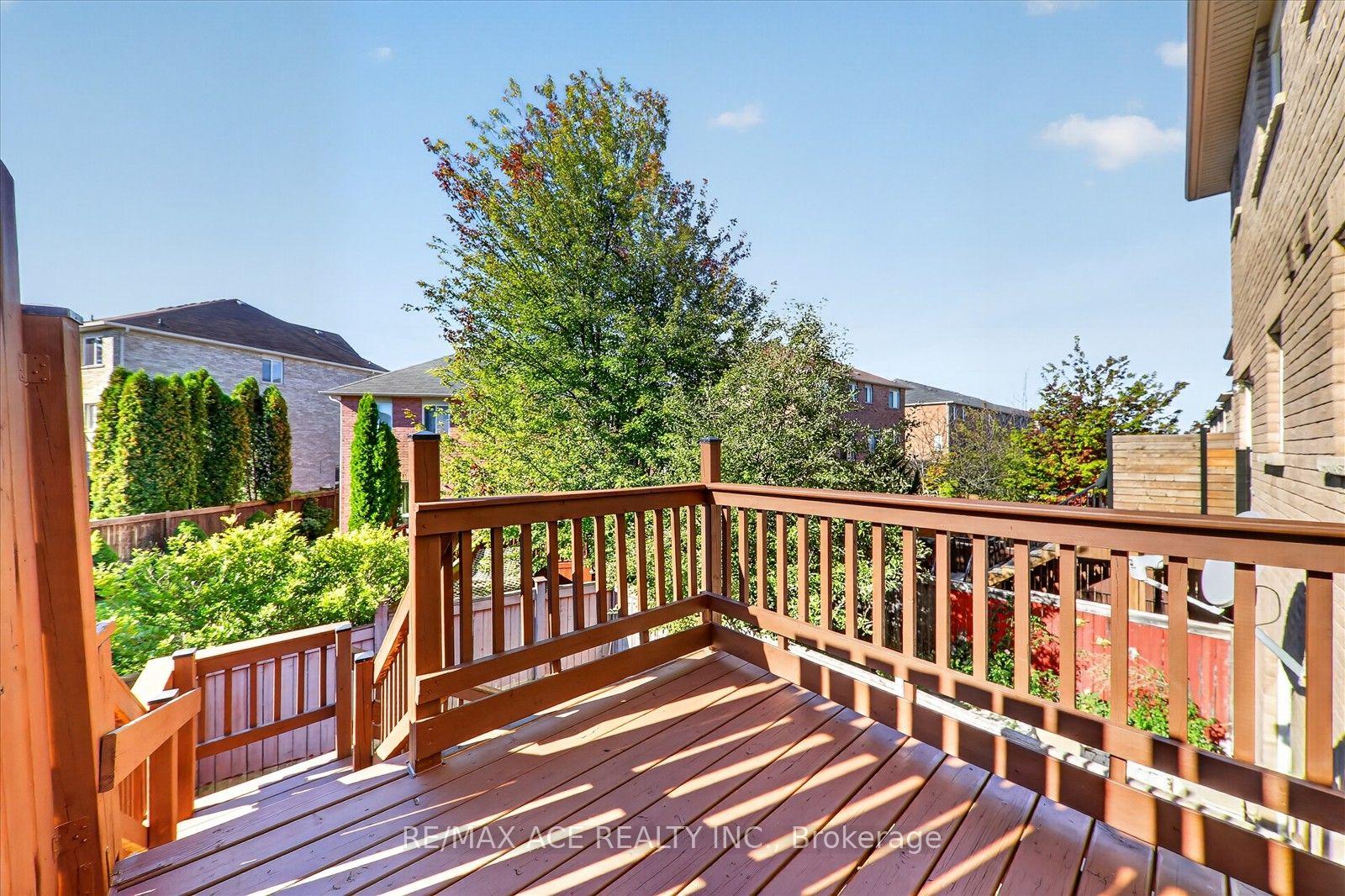 Photo 19 of 14 Pilkington Crescent, Whitby, Pringle Creek — HOMEH