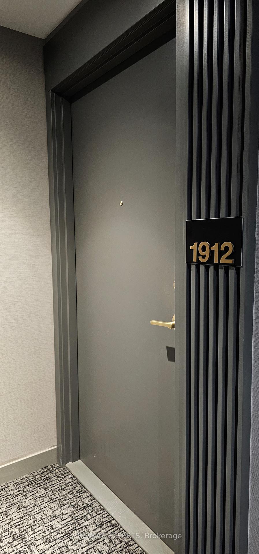 Photo 11 of Unit 1912, 898 Portage Parkway, Vaughan, Vaughan Corporate Centre — HOMEH