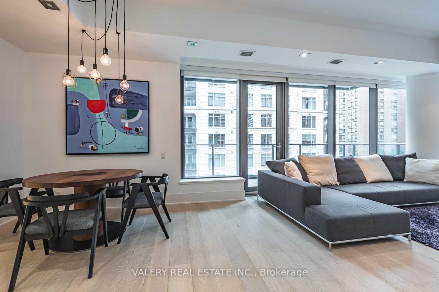 Photo 2 of Unit 602, 77 Charles W, Toronto, Bay Street Corridor — HOMEH