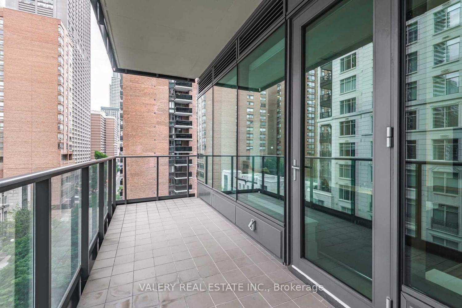Photo 18 of Unit 602, 77 Charles W, Toronto, Bay Street Corridor — HOMEH