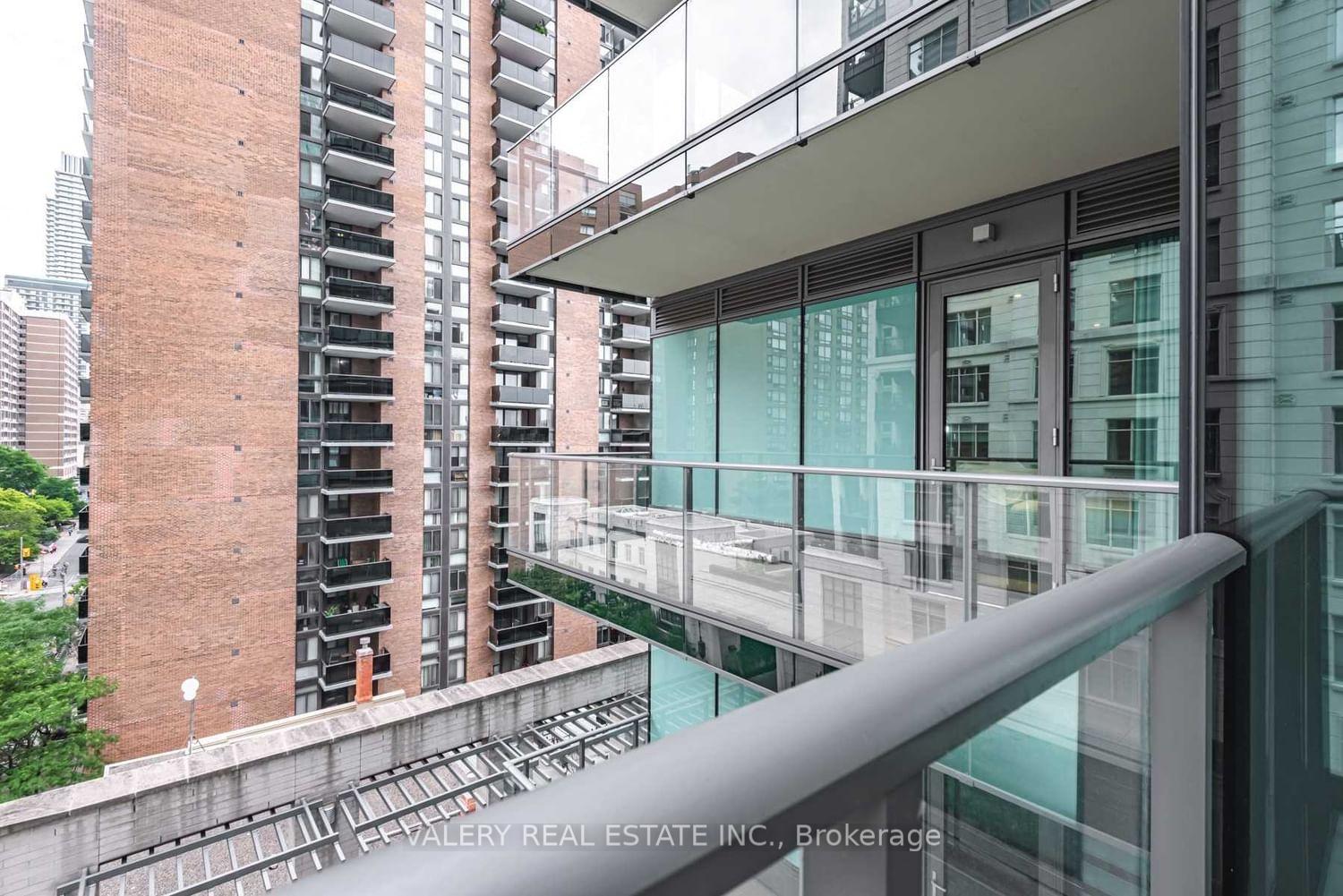Photo 20 of Unit 602, 77 Charles W, Toronto, Bay Street Corridor — HOMEH