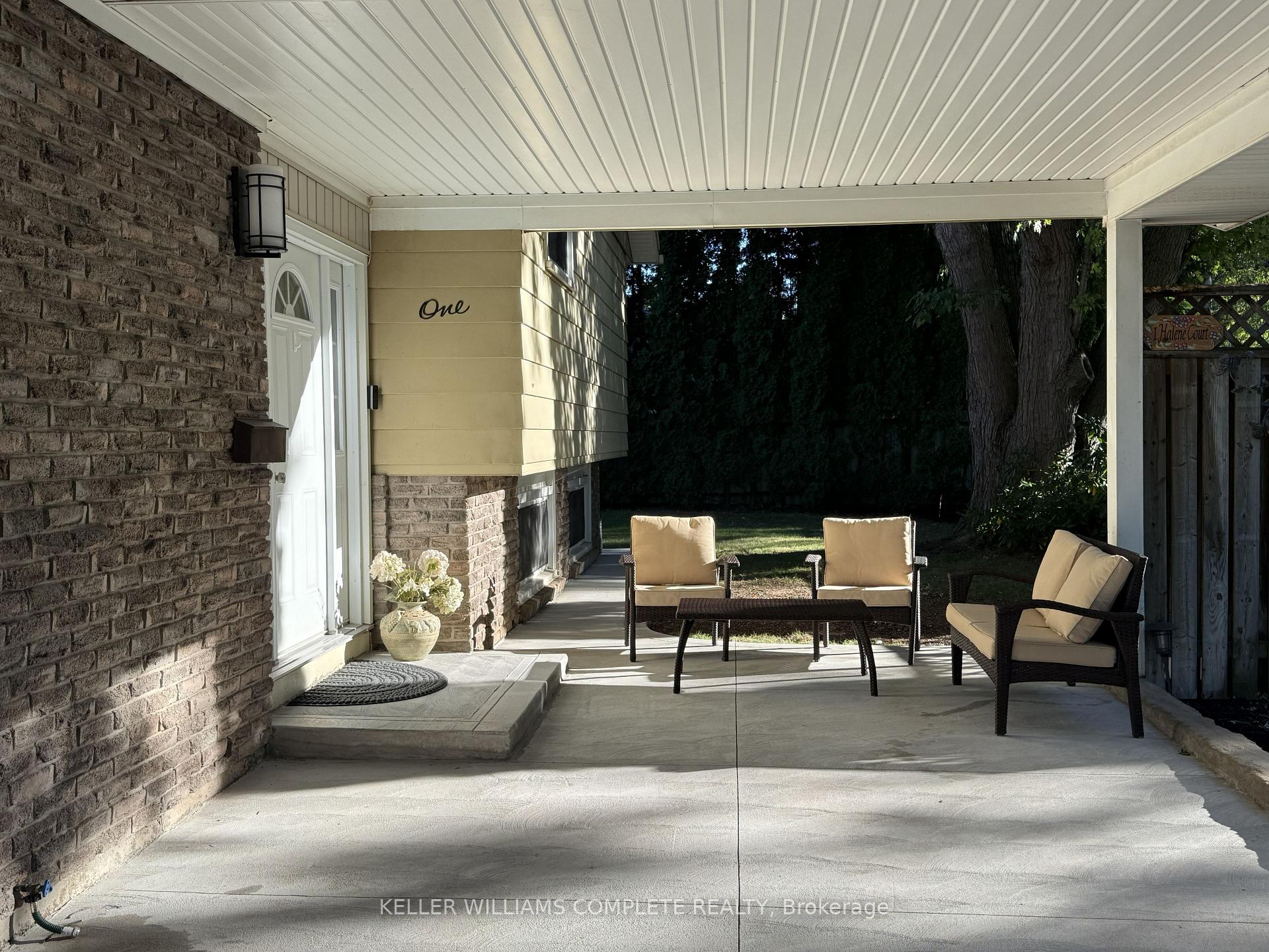 Photo 3 of 1 Halene Court, St. Catharines, Lakeshore — HOMEH