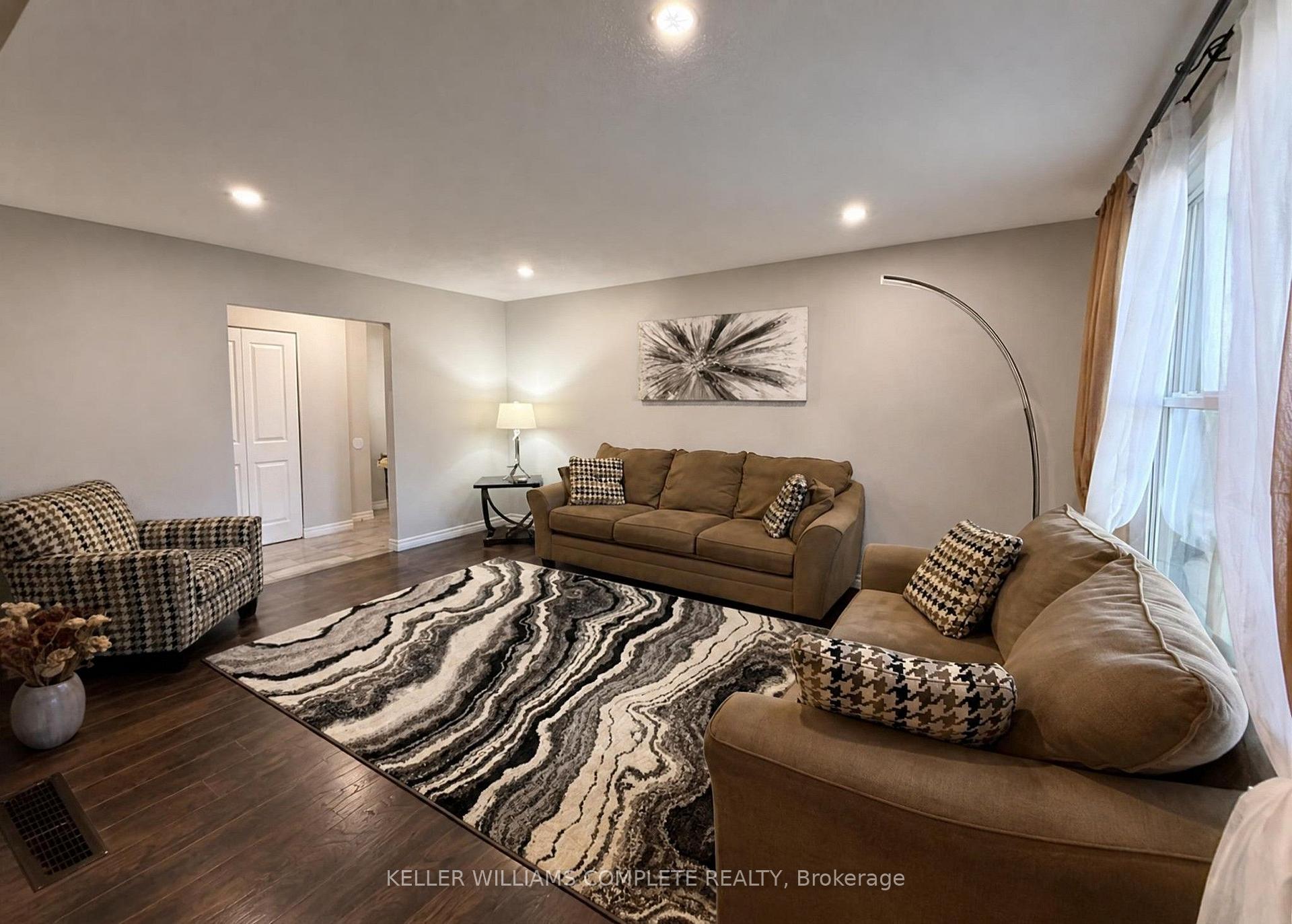 Photo 5 of 1 Halene Court, St. Catharines, Lakeshore — HOMEH