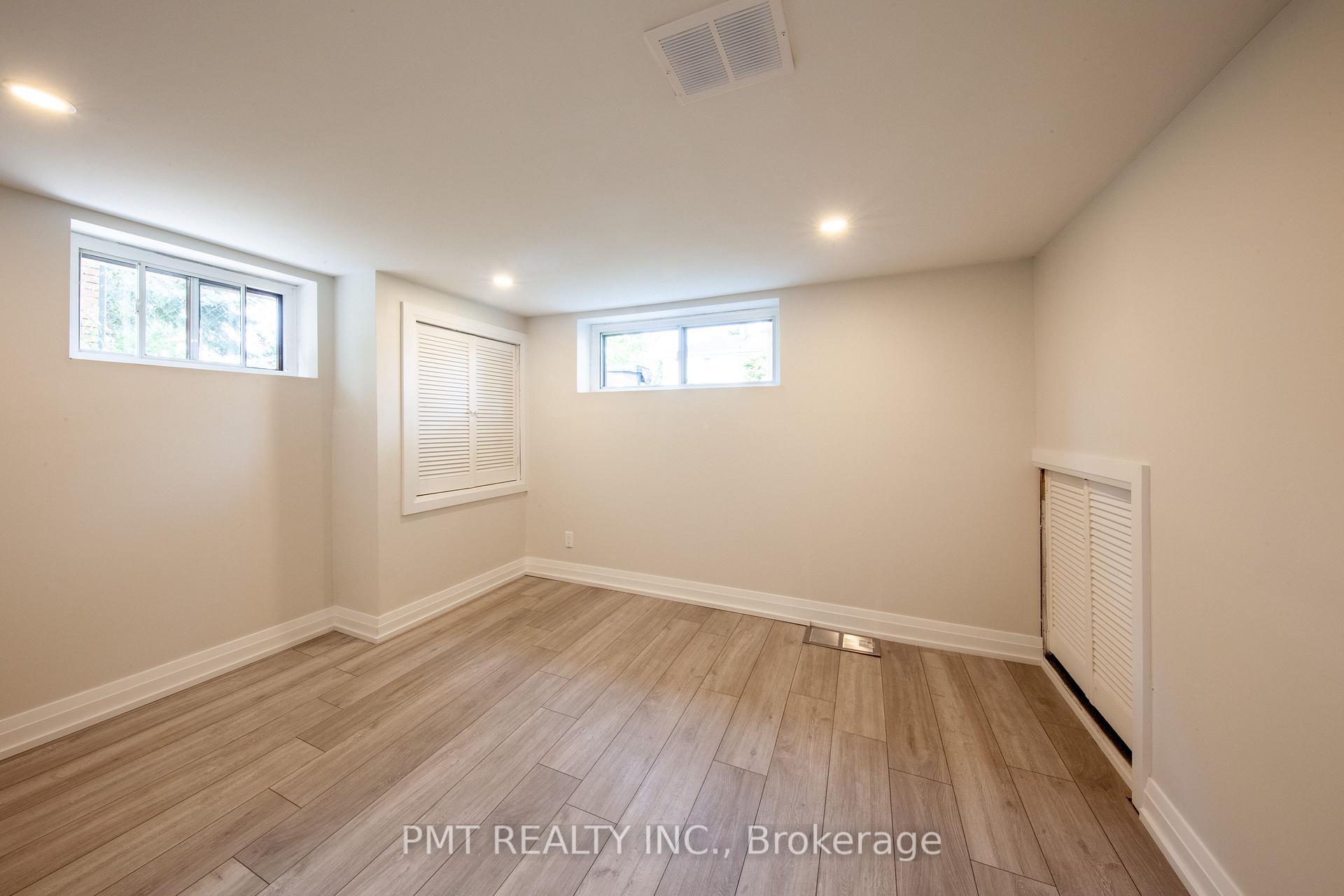 Photo 4 of Unit Basement, 34 Robindale Avenue, Etobicoke, Alderwood — HOMEH