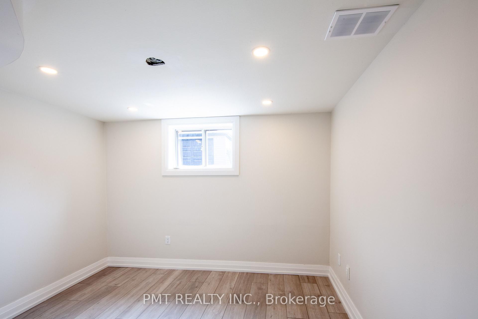 Photo 6 of Unit Basement, 34 Robindale Avenue, Etobicoke, Alderwood — HOMEH