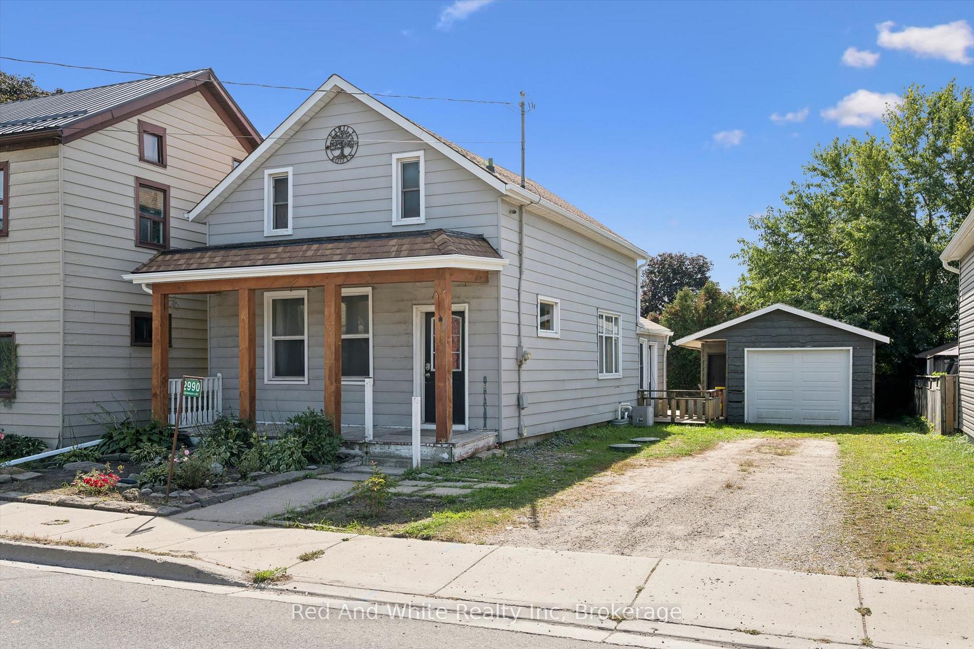 Photo of 2990 Lobsinger Line