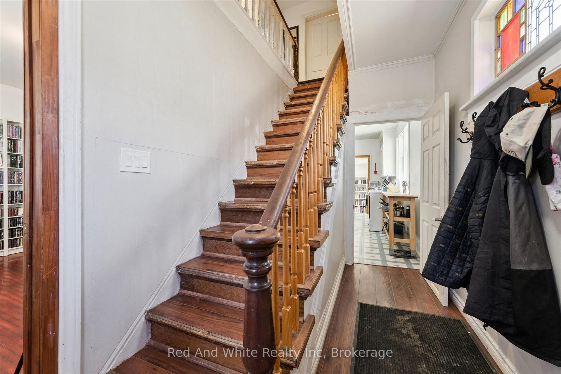 Photo 3 of 2990 Lobsinger Line, Woolwich — HOMEH