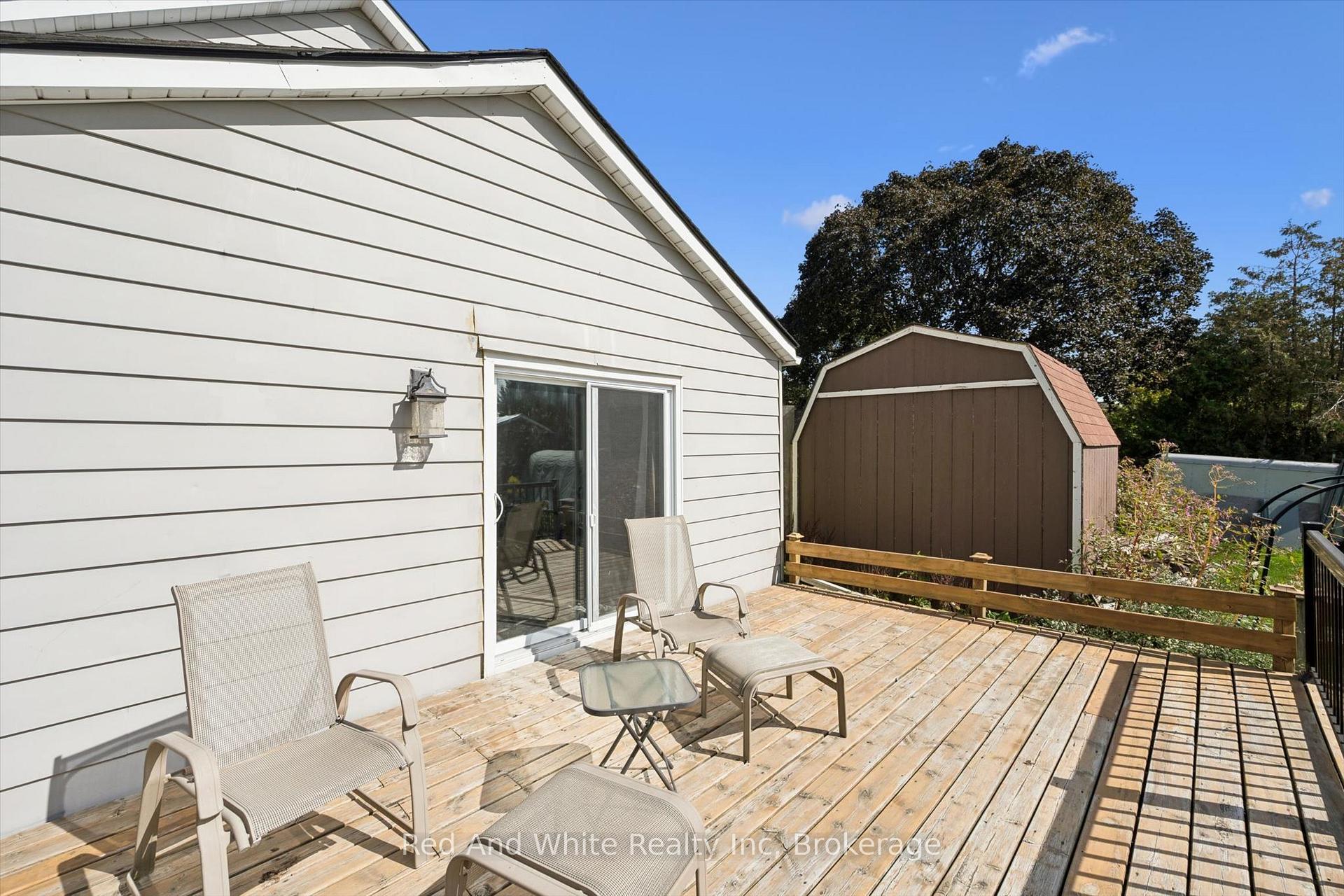 Photo 23 of 2990 Lobsinger Line, Woolwich — HOMEH
