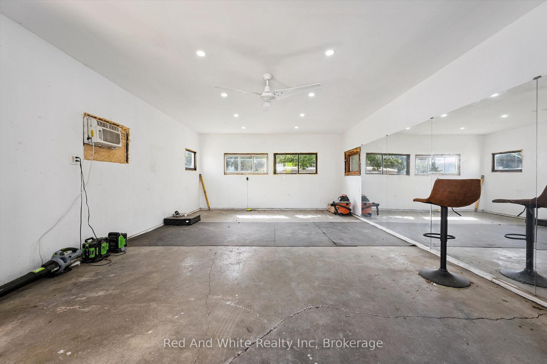 Photo 29 of 2990 Lobsinger Line, Woolwich — HOMEH