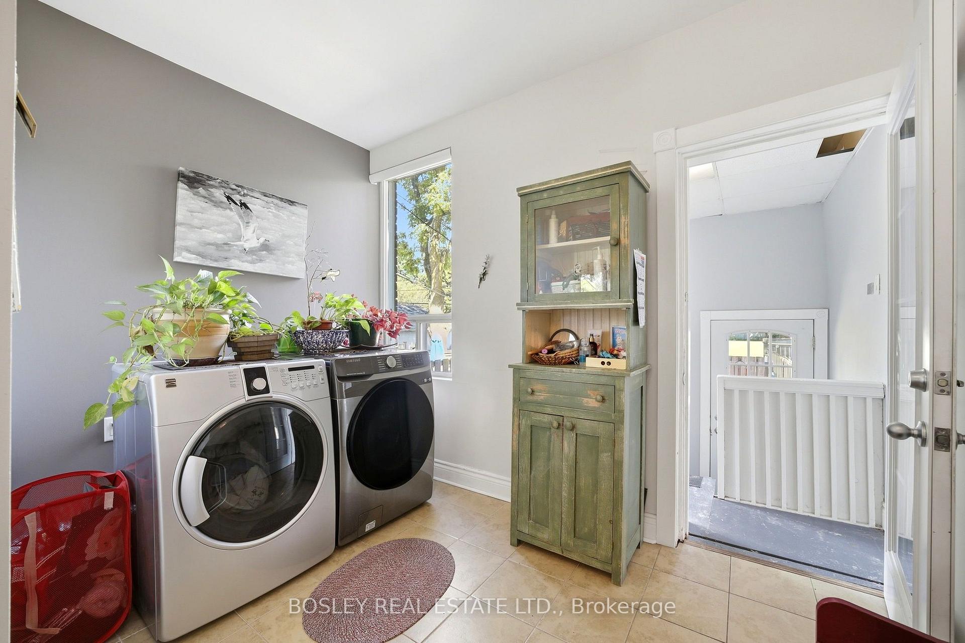 Photo 25 of 45 Alton Avenue, Toronto, South Riverdale — HOMEH