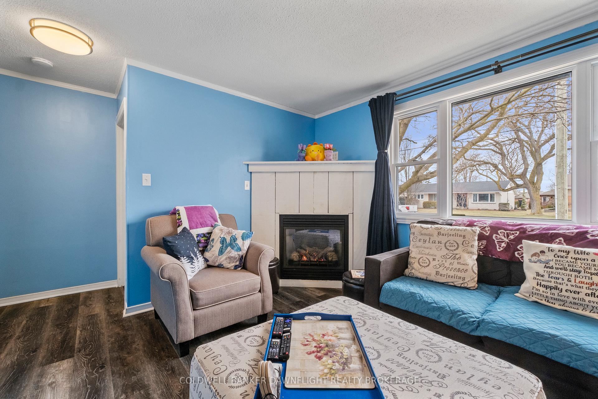 Photo 6 of 161 Huron Street E, South Huron, Exeter — HOMEH