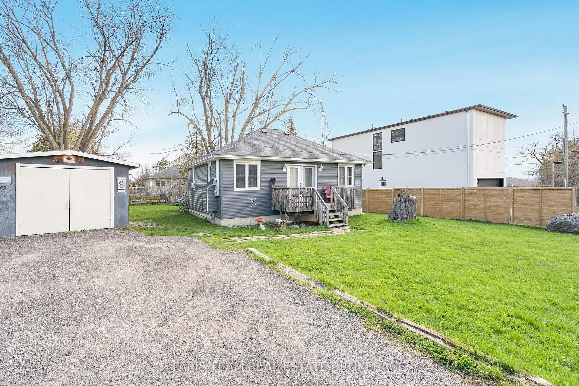 Photo 2 of 1417 Maple Way, Innisfil, Rural Innisfil — HOMEH