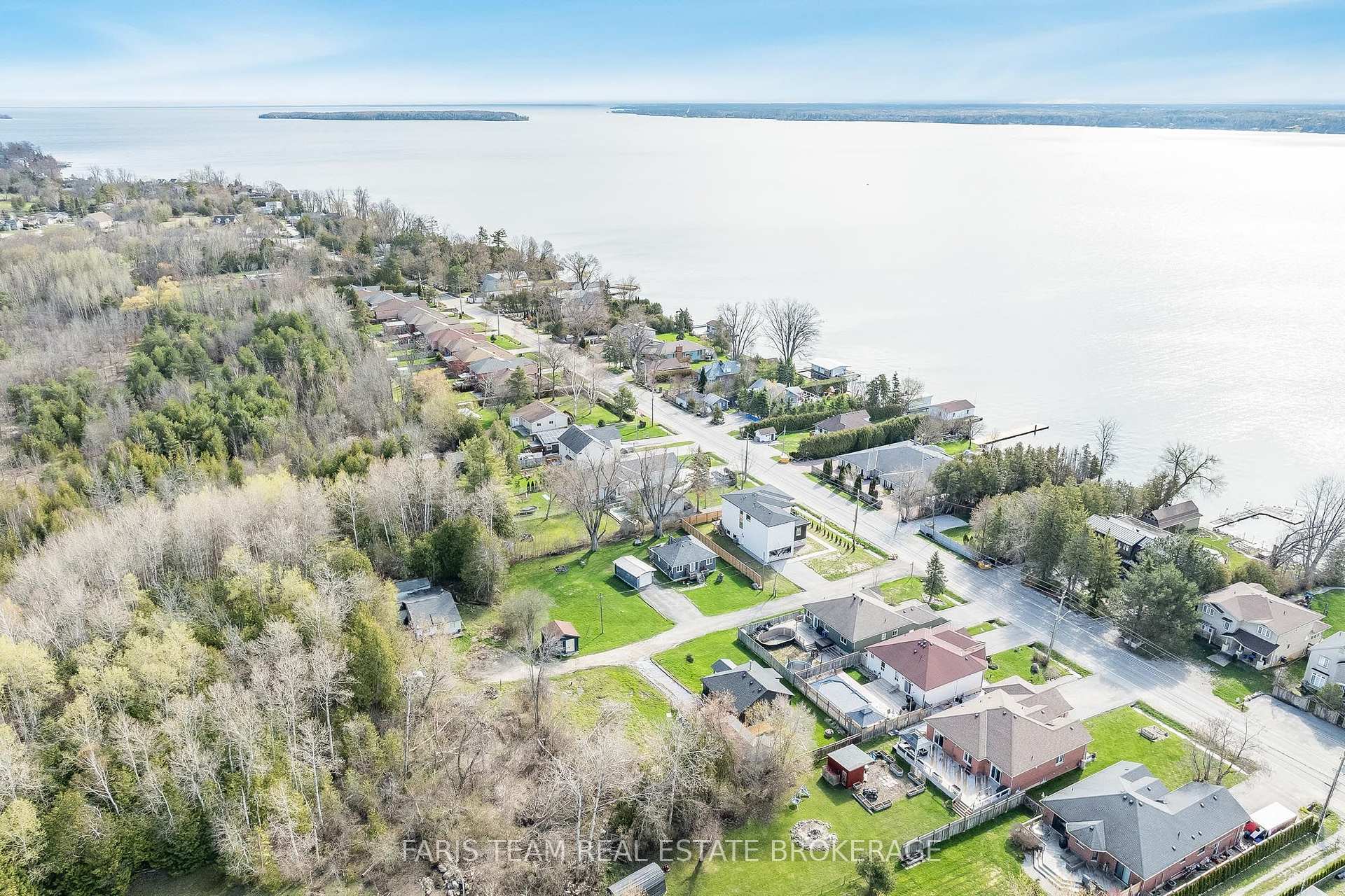 Photo 35 of 1417 Maple Way, Innisfil, Rural Innisfil — HOMEH