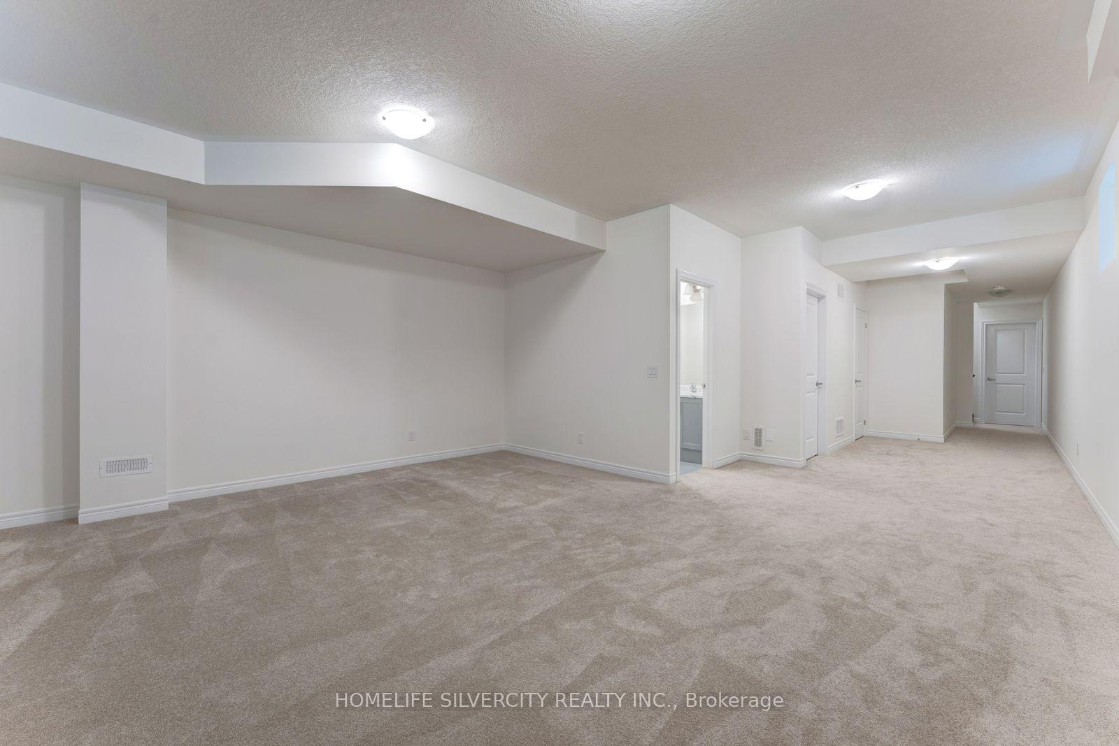Photo 16 of 210 Broadacre Drive, Kitchener, Victoria Hills — HOMEH