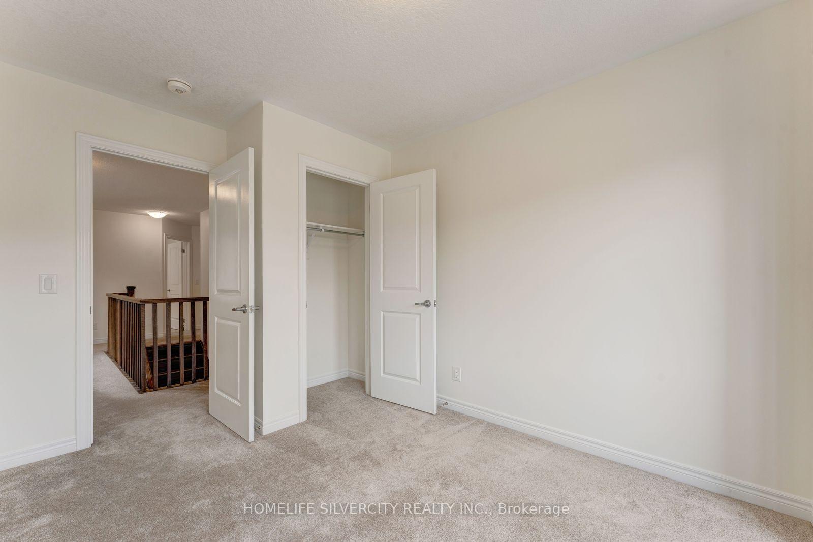 Photo 23 of 210 Broadacre Drive, Kitchener, Victoria Hills — HOMEH