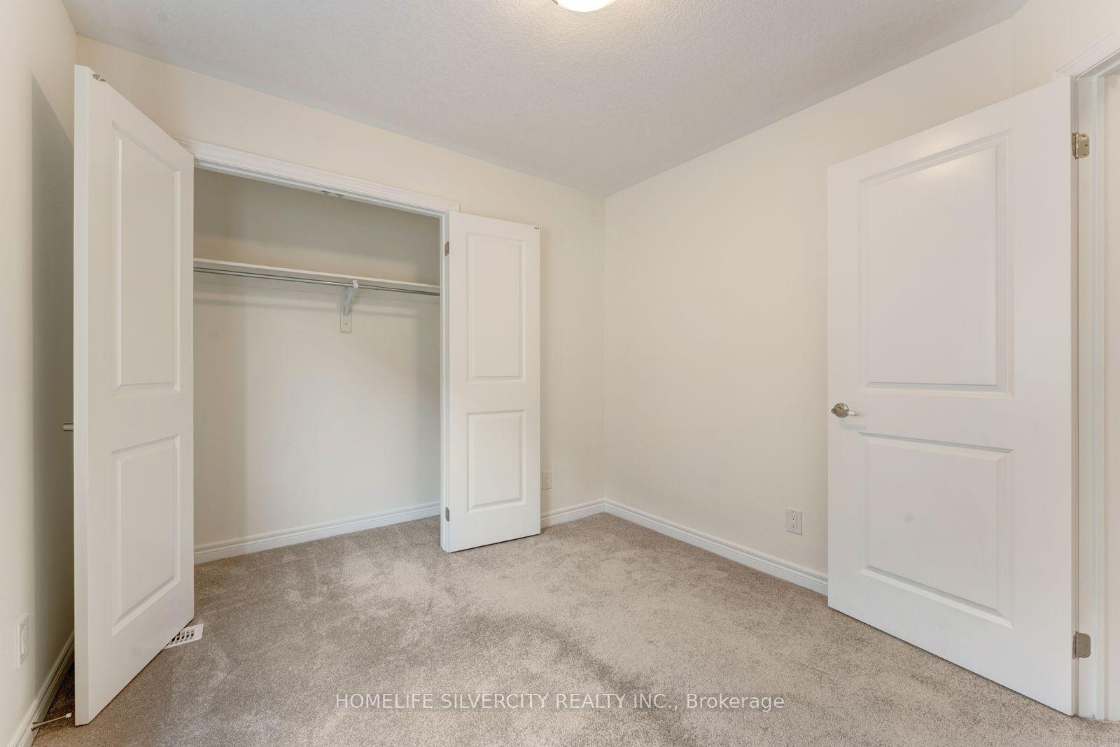 Photo 30 of 210 Broadacre Drive, Kitchener, Victoria Hills — HOMEH