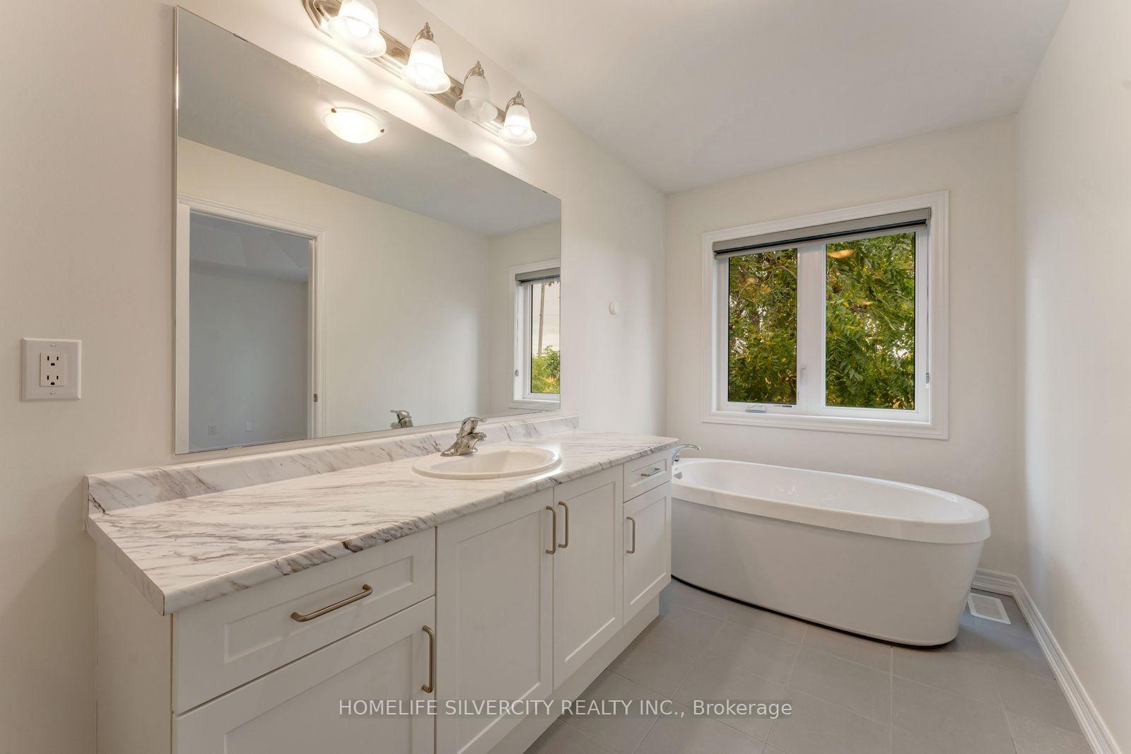 Photo 37 of 210 Broadacre Drive, Kitchener, Victoria Hills — HOMEH