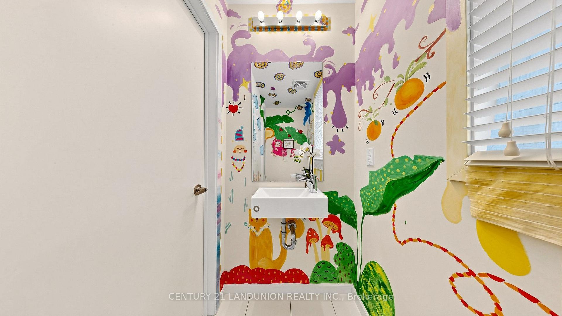 Photo 13 of Unit 107, 600 Alex Gardner Circle, Aurora, Aurora Village — HOMEH