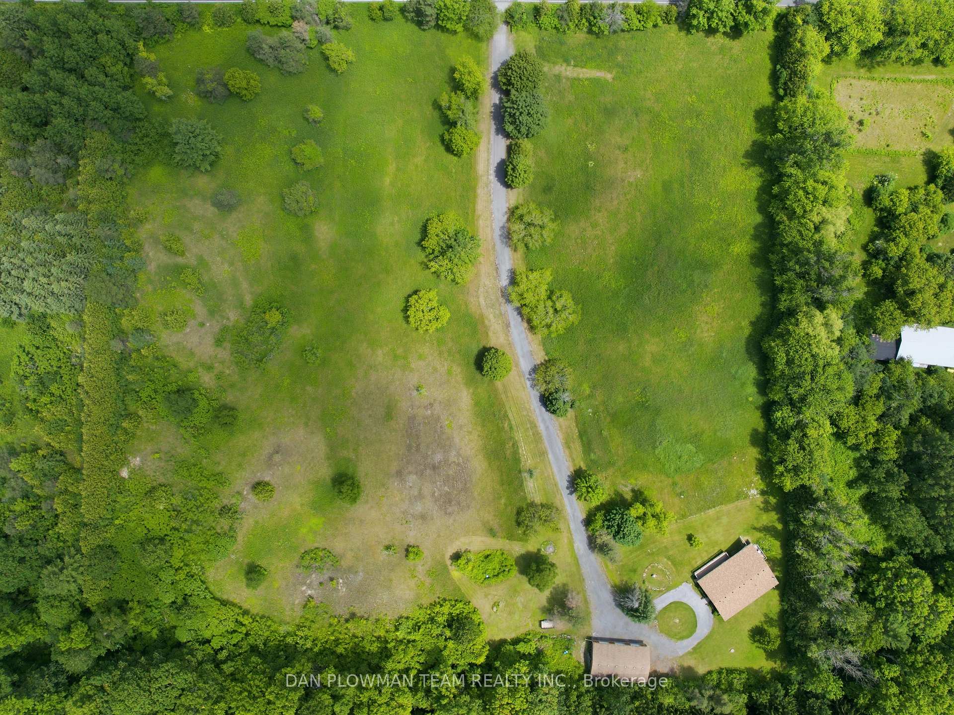 Photo 3 of 9640 Dagmar Road, Whitby, Rural Whitby — HOMEH