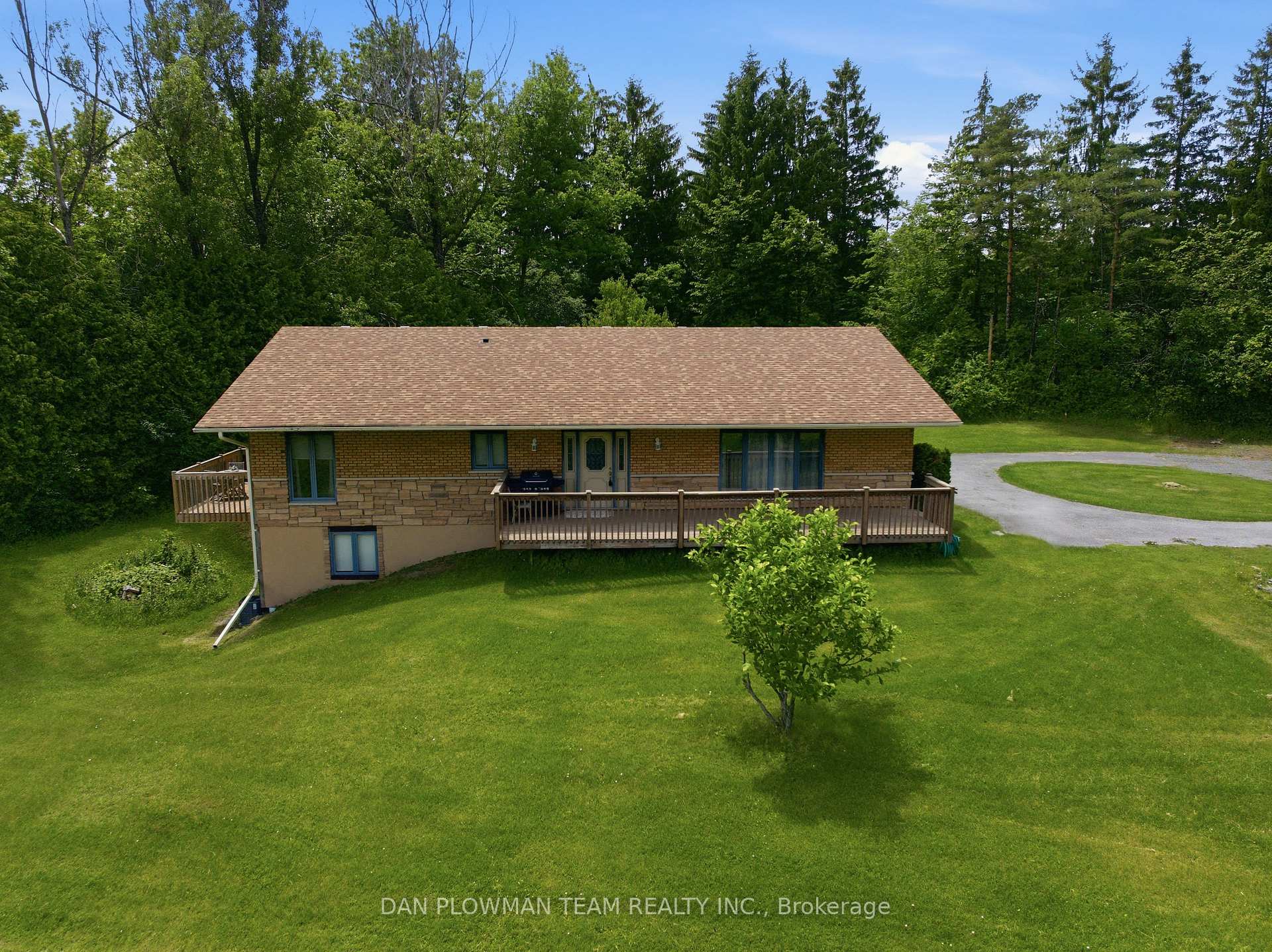 Photo 6 of 9640 Dagmar Road, Whitby, Rural Whitby — HOMEH
