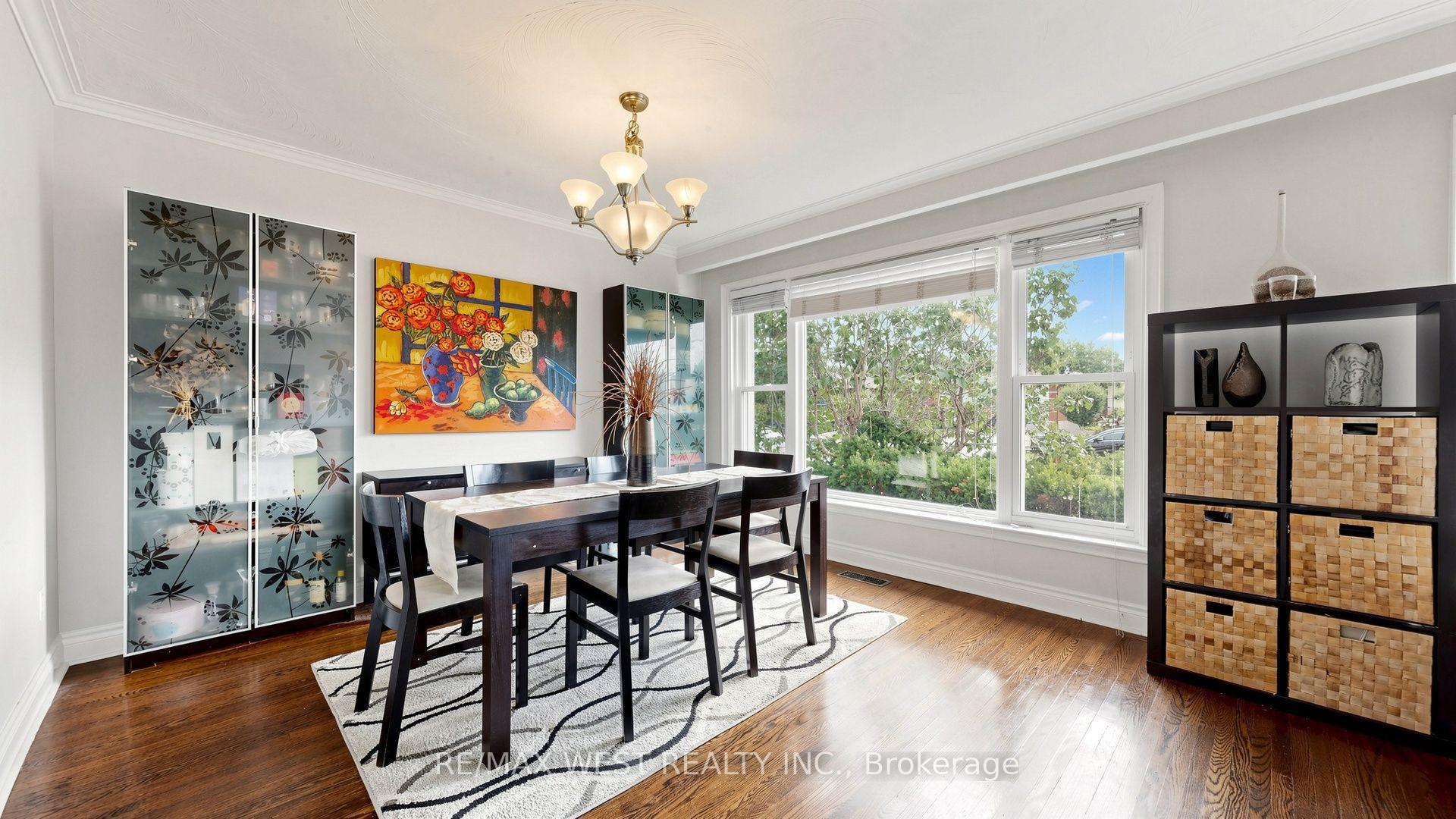 Photo 15 of 32 Allonsius Drive, Etobicoke, Eringate-Centennial-West Deane — HOMEH