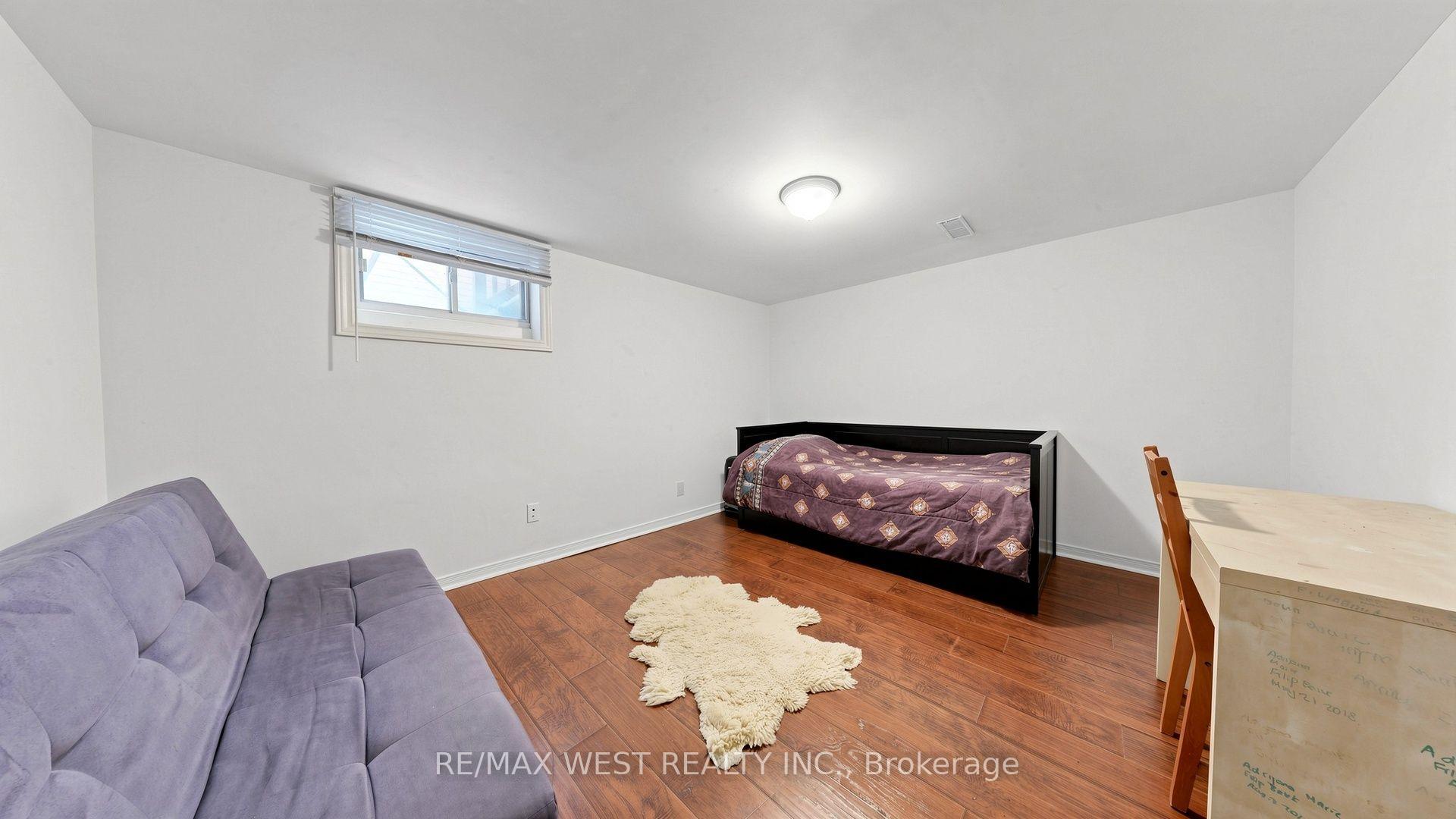 Photo 31 of 32 Allonsius Drive, Etobicoke, Eringate-Centennial-West Deane — HOMEH